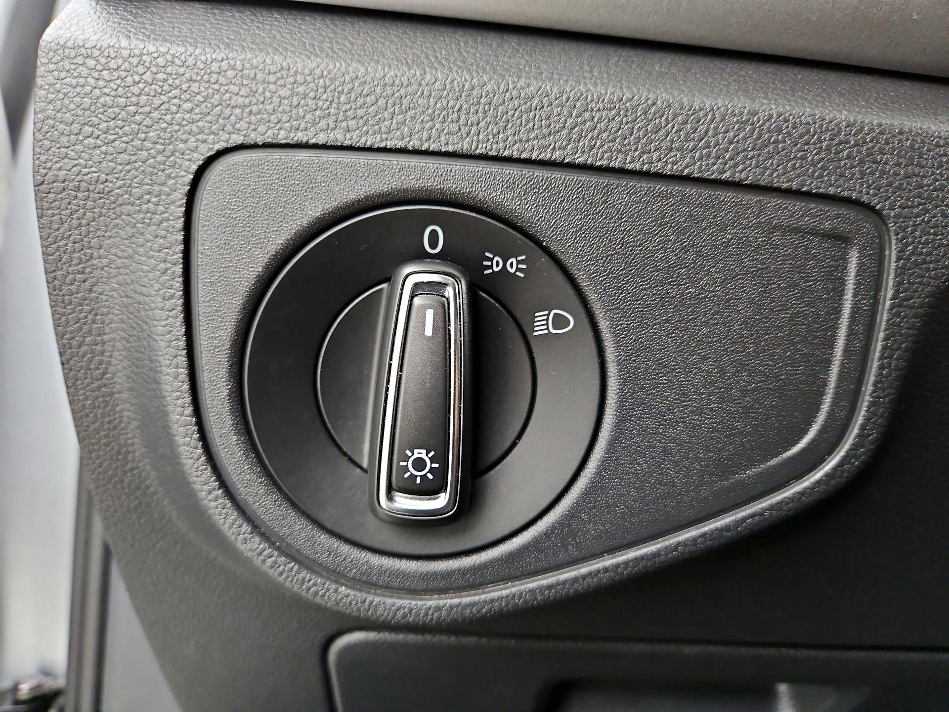 Thumbnail: 2018 Volkswagen Atlas - 13