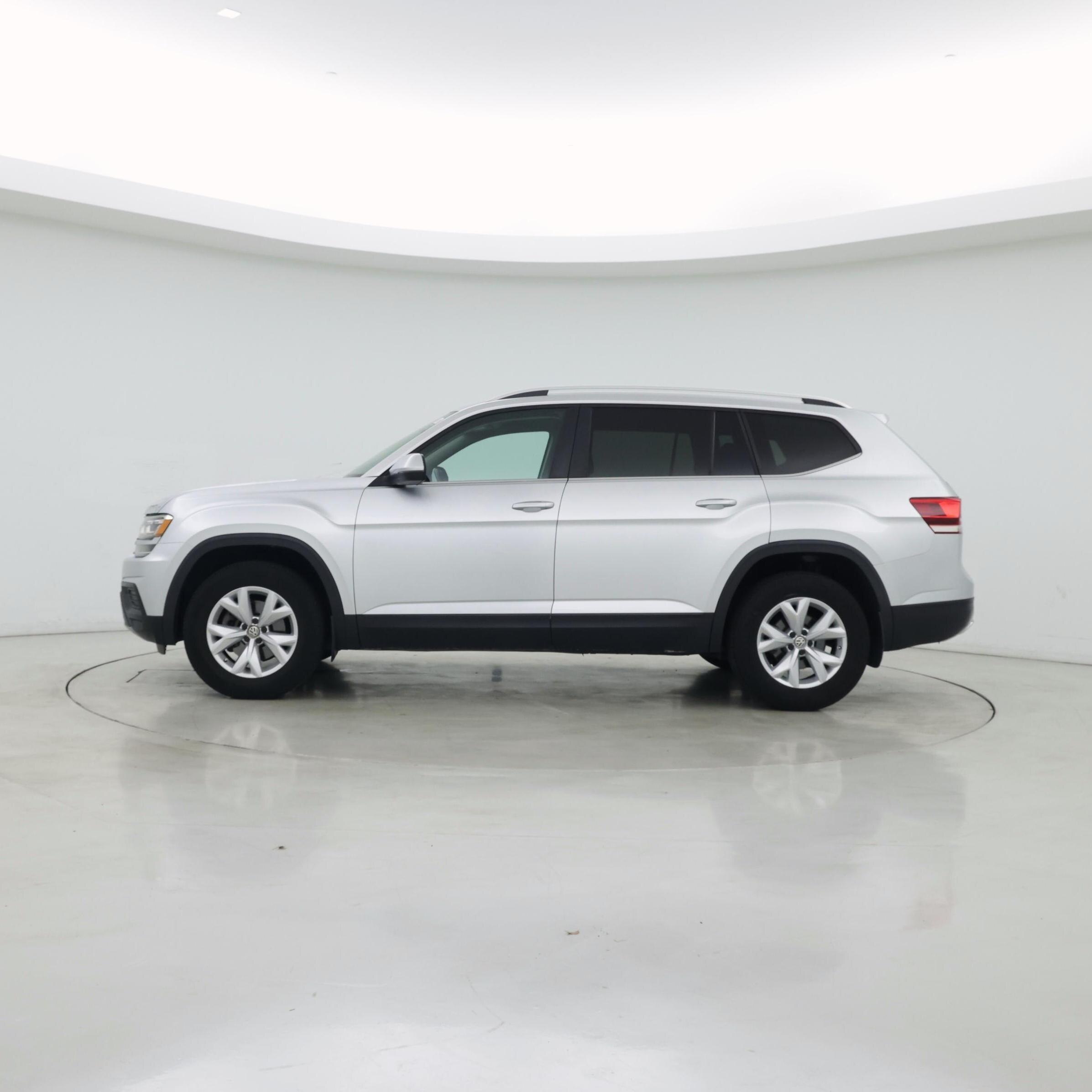 Thumbnail: 2018 Volkswagen Atlas - 3