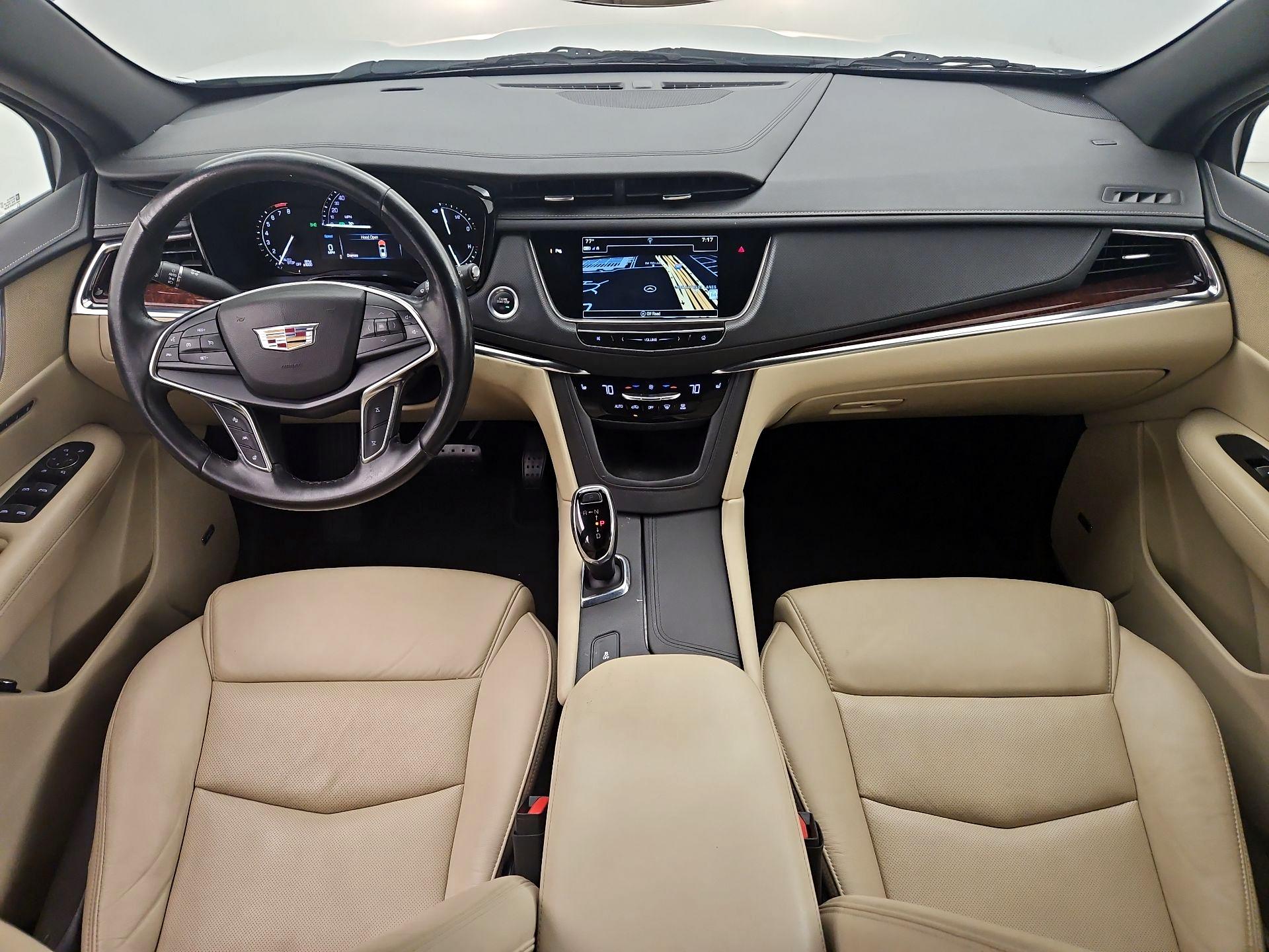 Thumbnail: 2019 Cadillac XT5 - 9