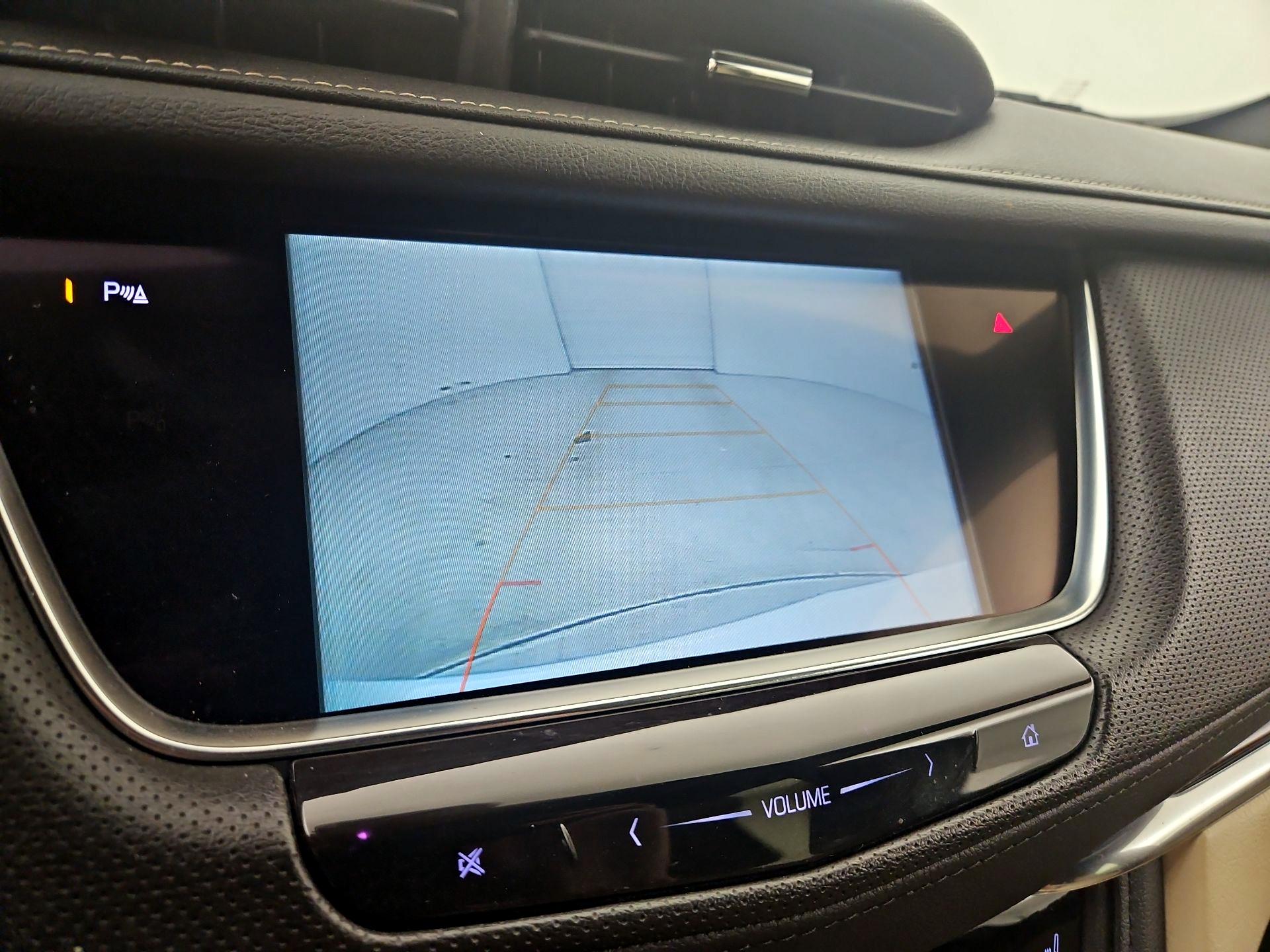 Thumbnail: 2019 Cadillac XT5 - 15