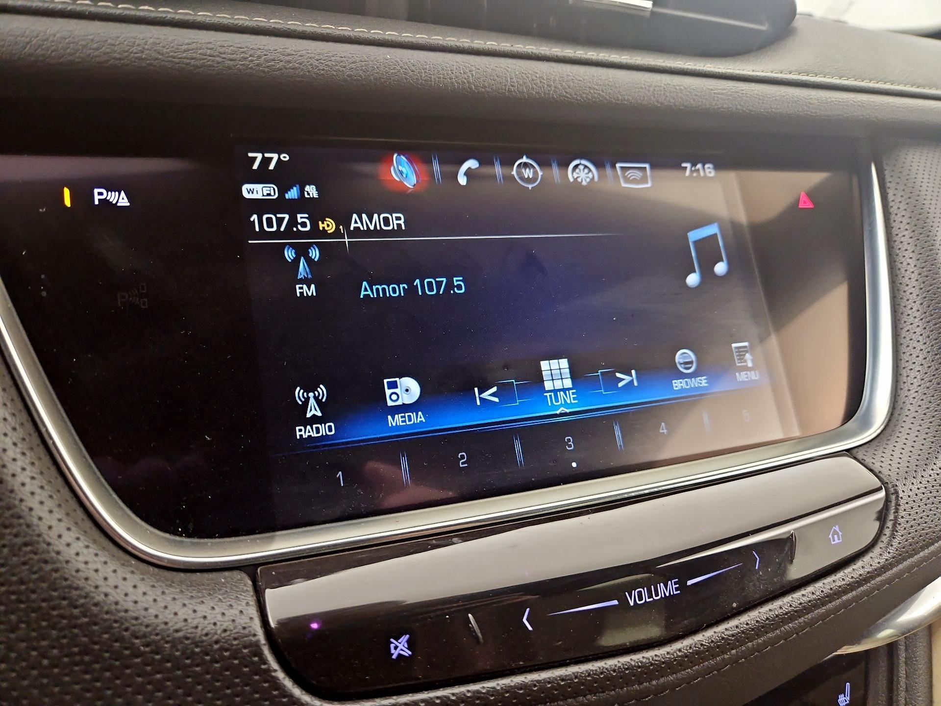 Thumbnail: 2019 Cadillac XT5 - 16