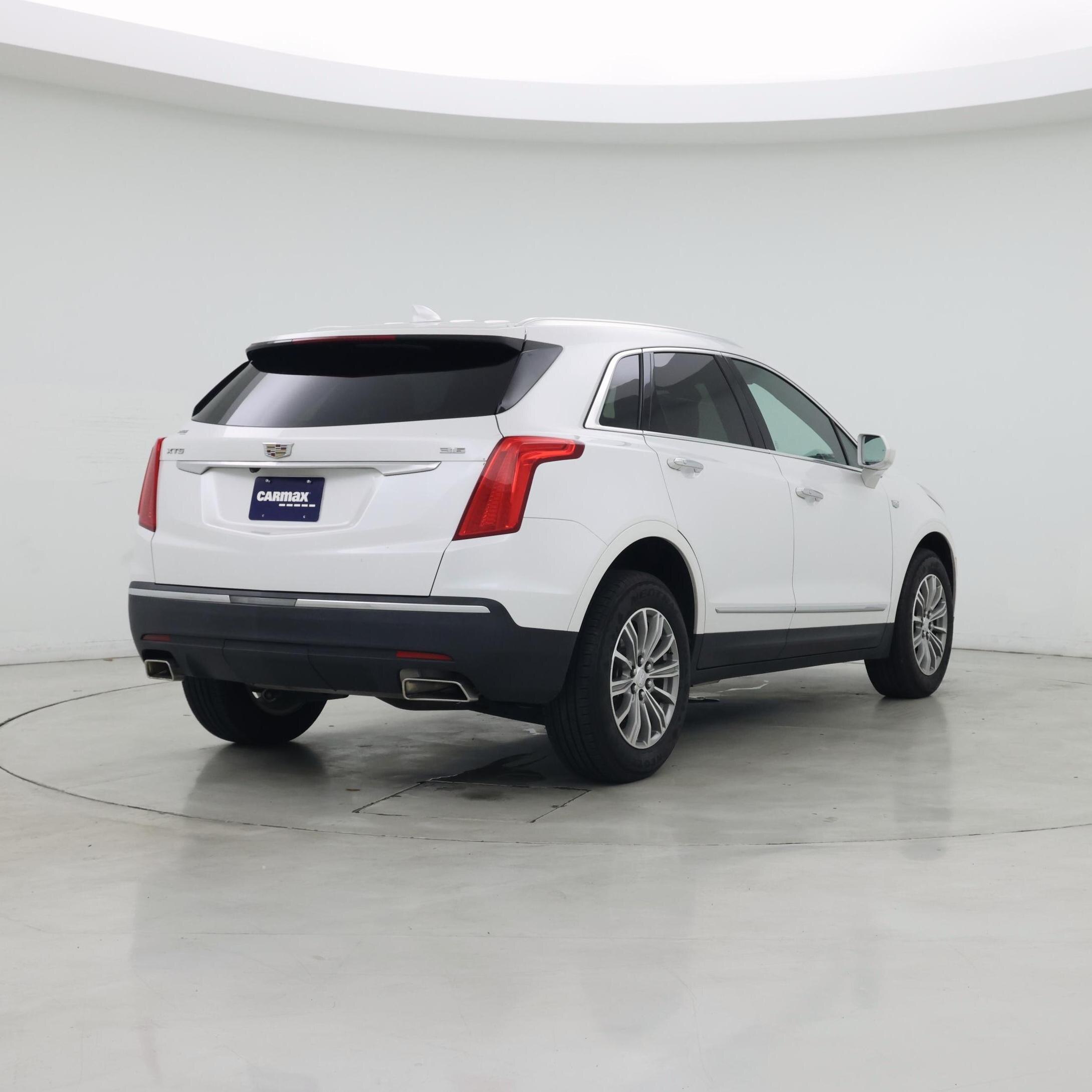 Thumbnail: 2019 Cadillac XT5 - 8