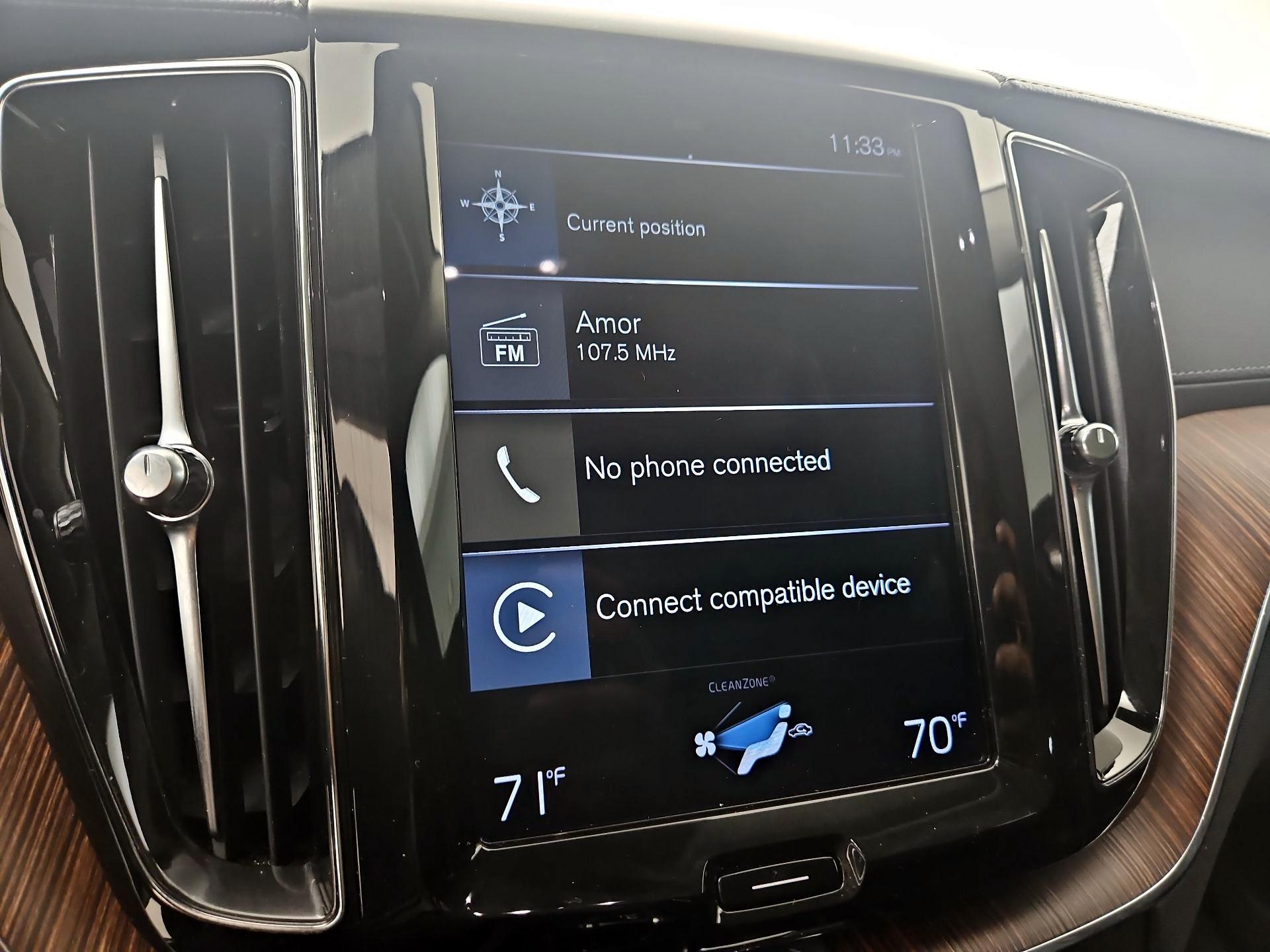 Thumbnail: 2020 Volvo XC60 - 16