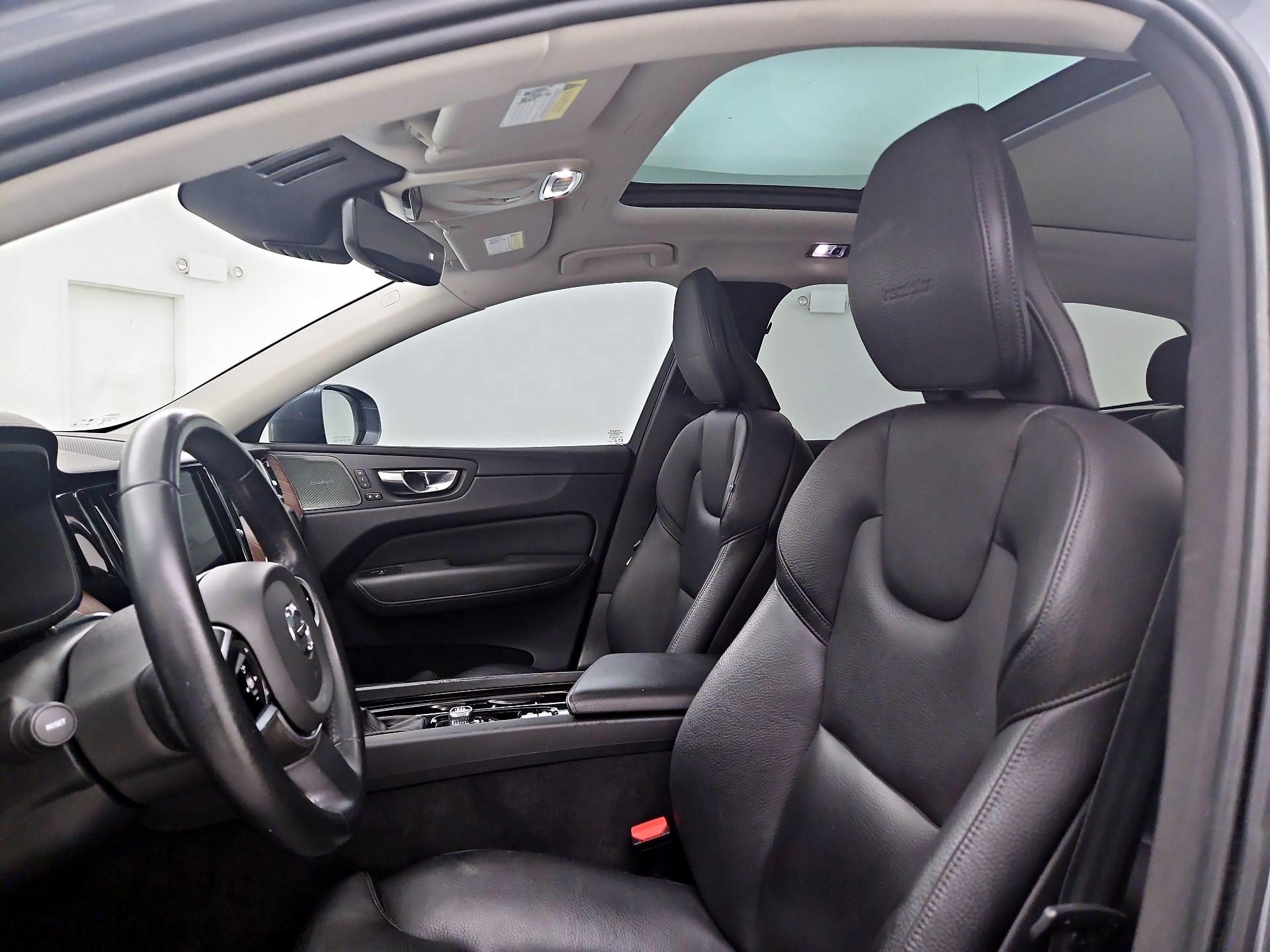 Thumbnail: 2020 Volvo XC60 - 19