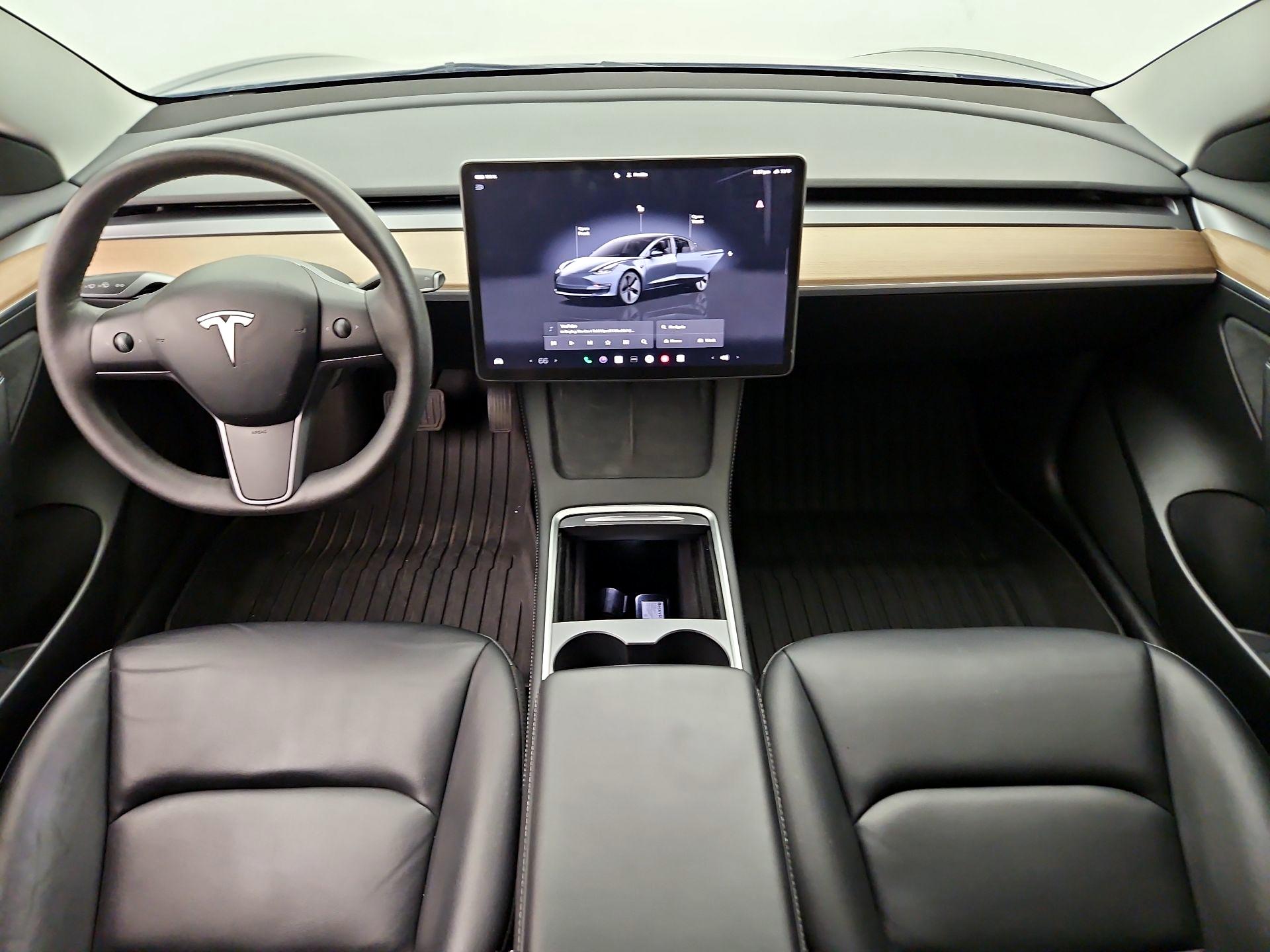 Thumbnail: 2023 Tesla Model 3 - 9