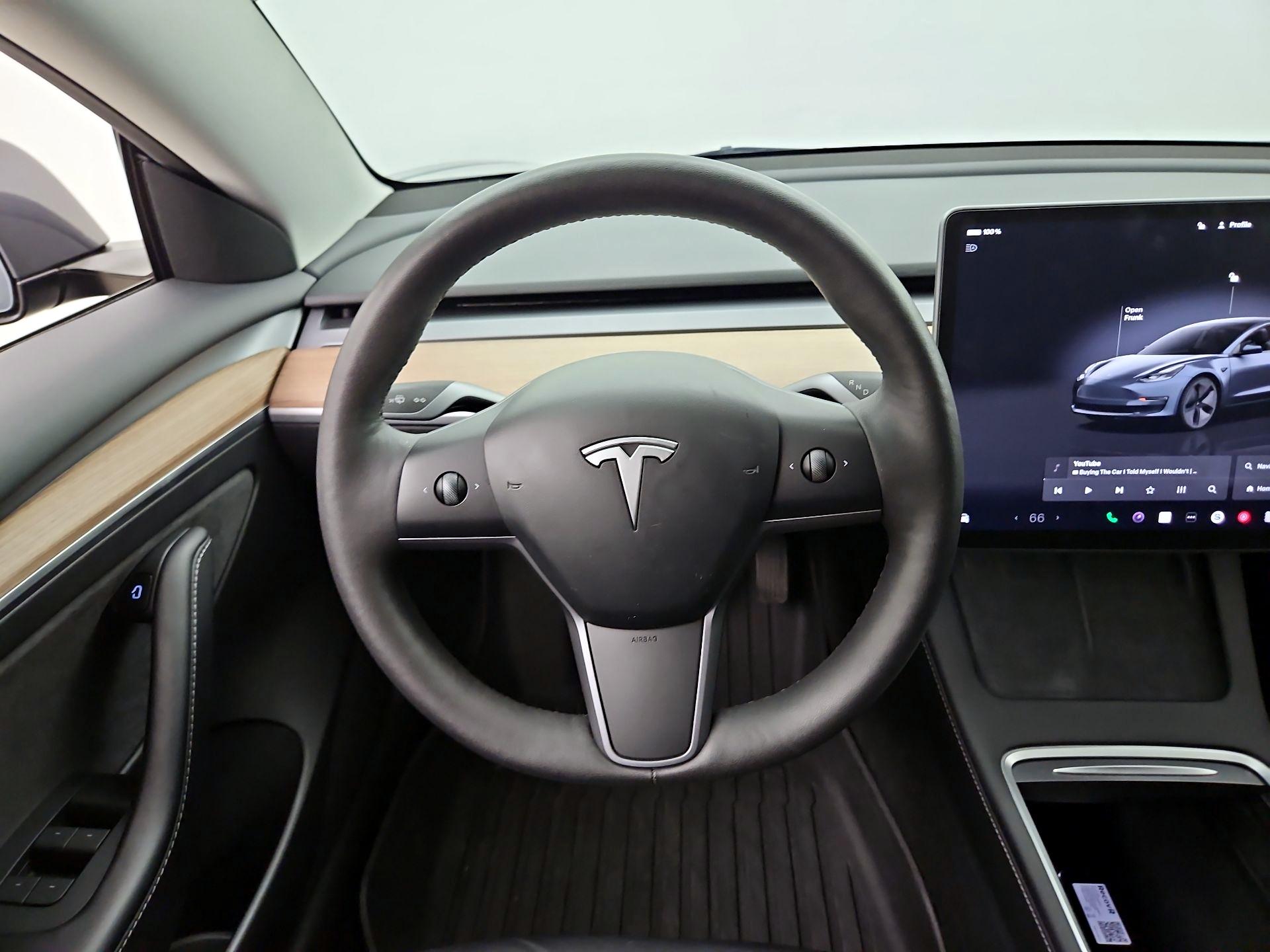 Thumbnail: 2023 Tesla Model 3 - 10