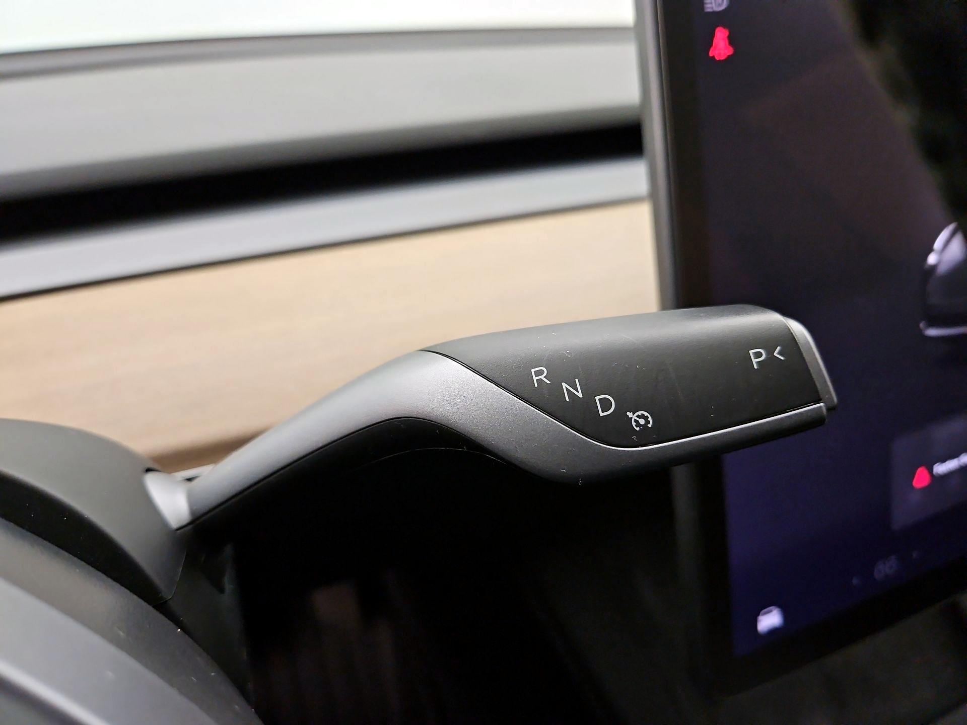 Thumbnail: 2023 Tesla Model 3 - 17