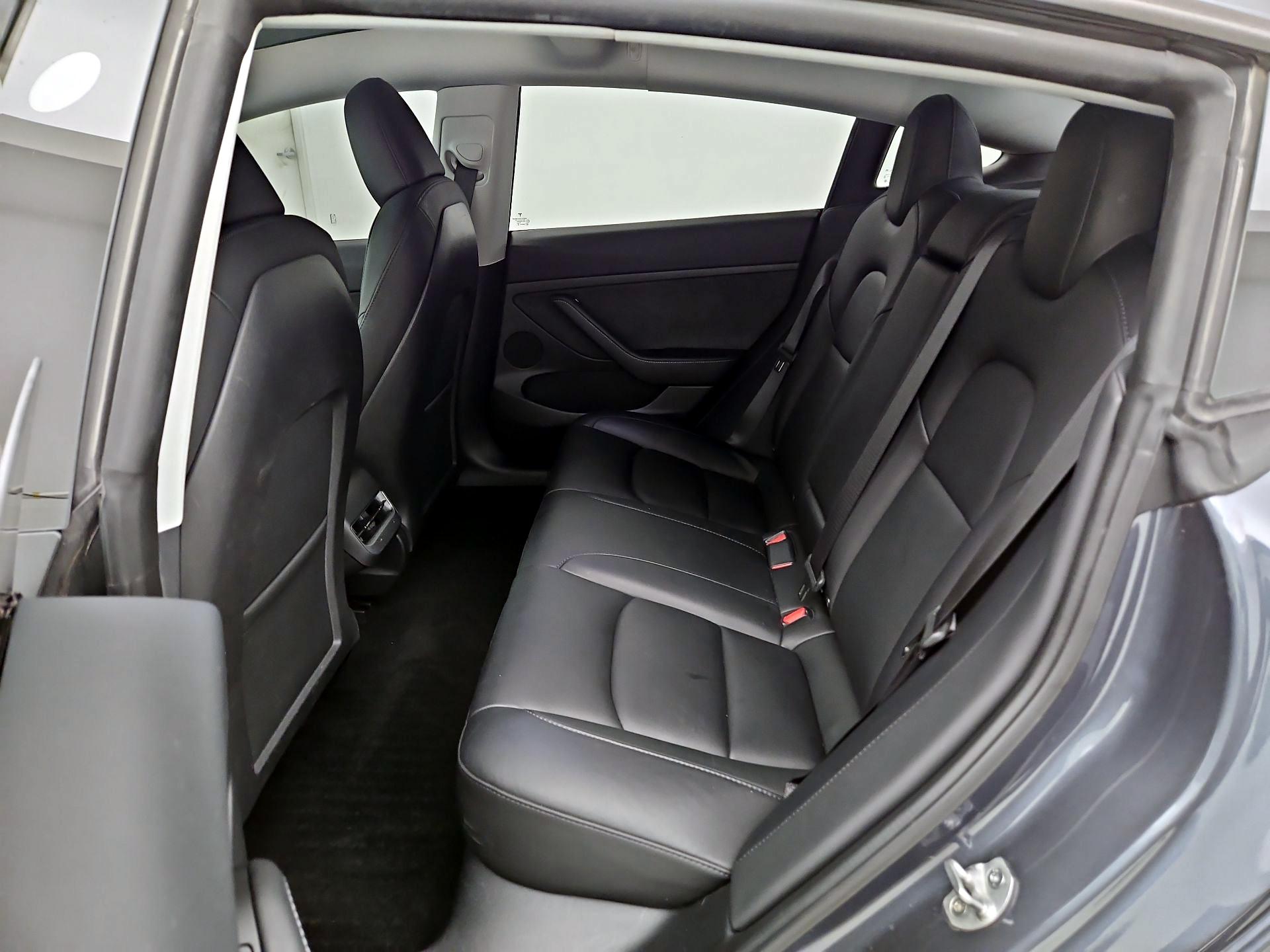 Thumbnail: 2023 Tesla Model 3 - 18