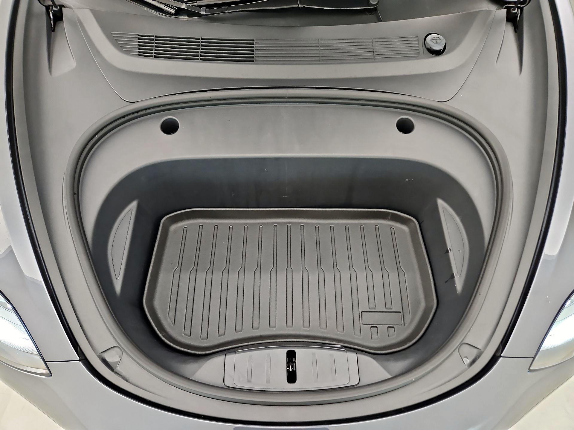 Thumbnail: 2023 Tesla Model 3 - 20