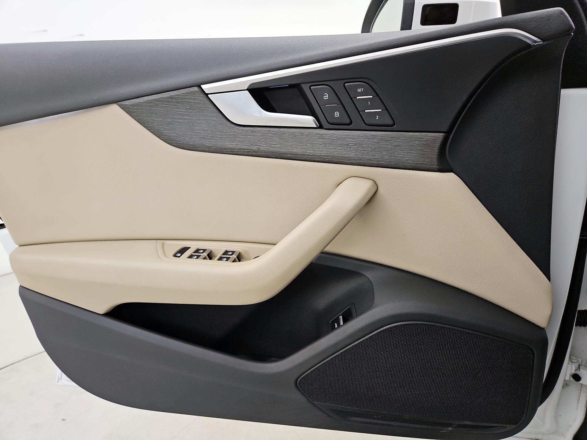 Thumbnail: 2019 Audi A4 - 12