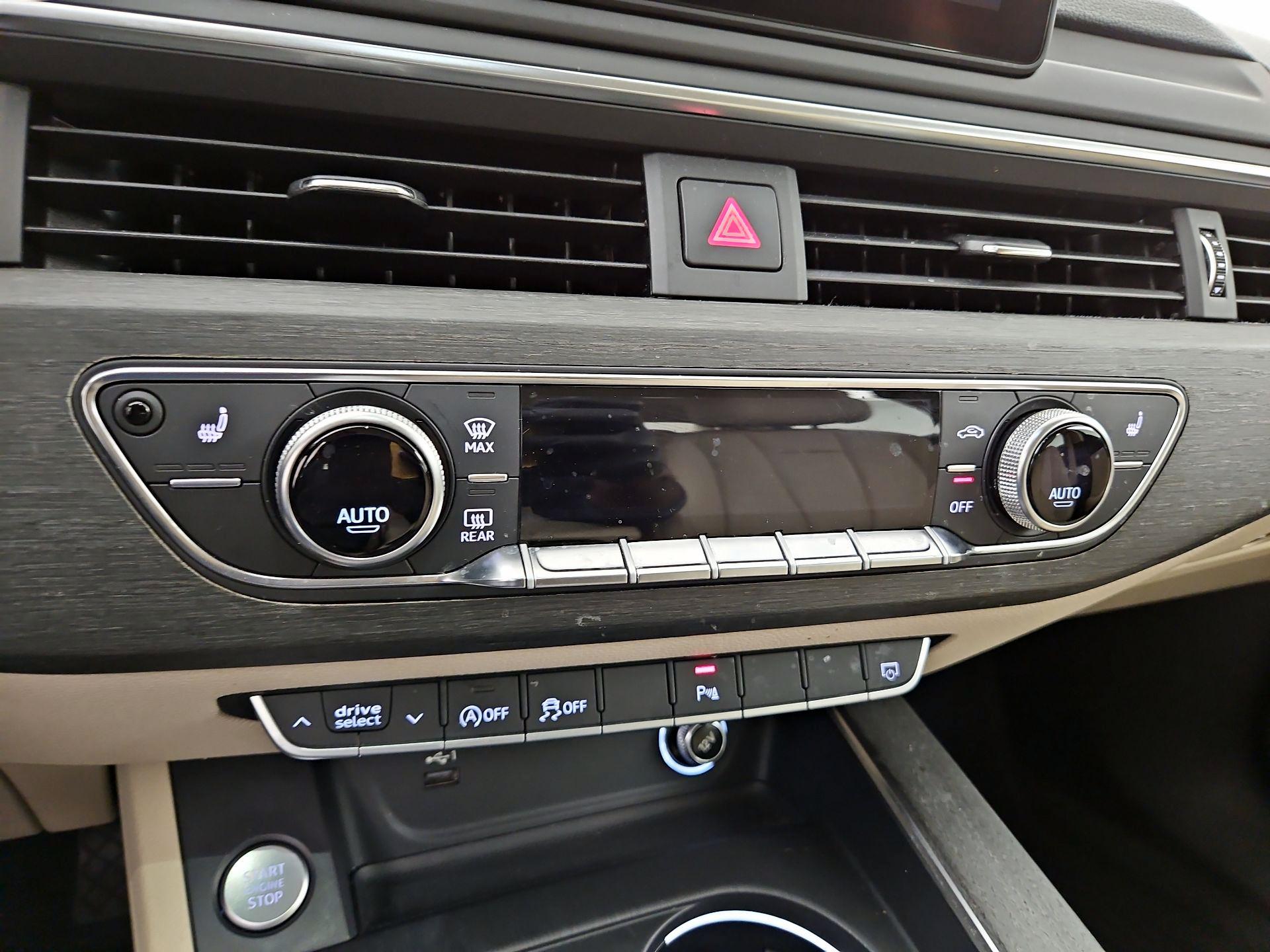 Thumbnail: 2019 Audi A4 - 16