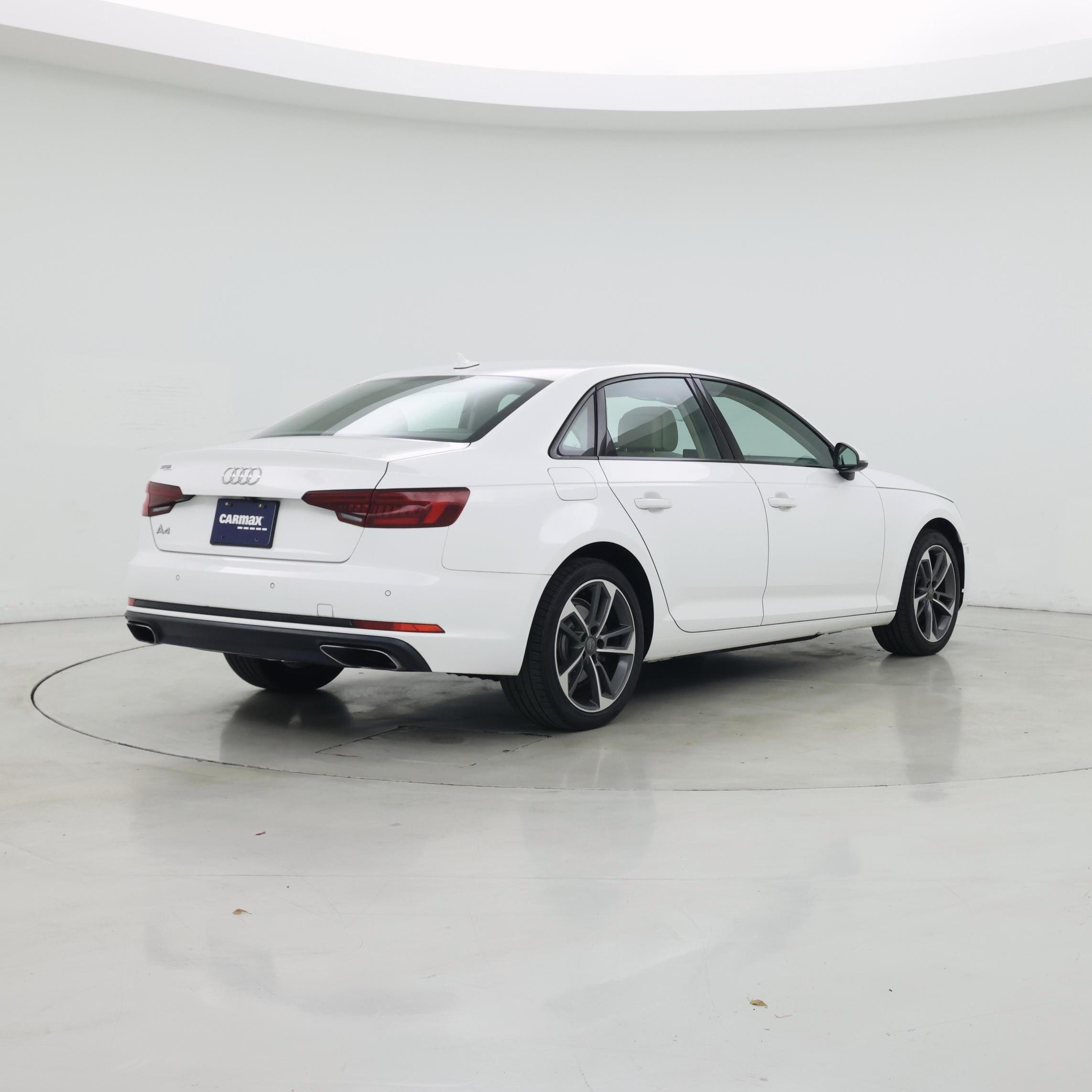 Thumbnail: 2019 Audi A4 - 8