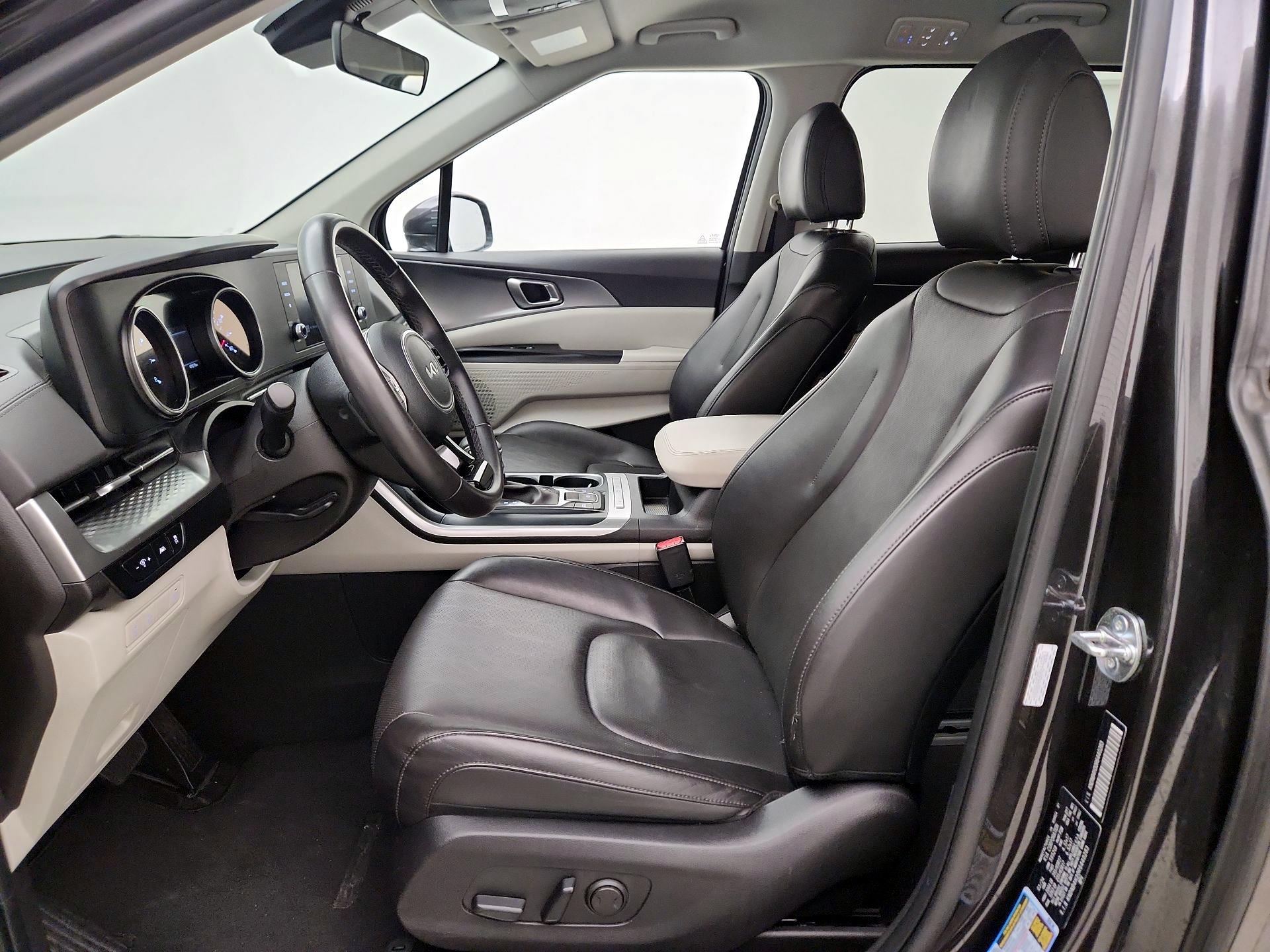 Thumbnail: 2024 Kia Carnival - 11