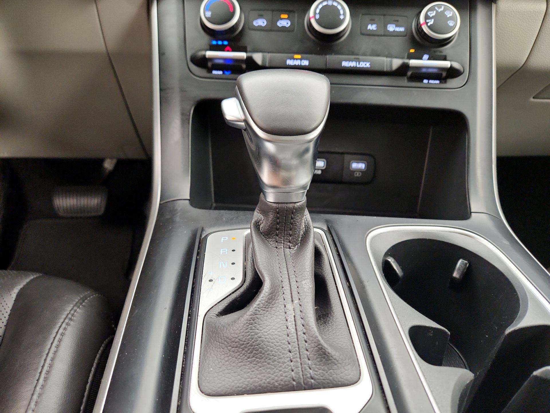 Thumbnail: 2024 Kia Carnival - 17