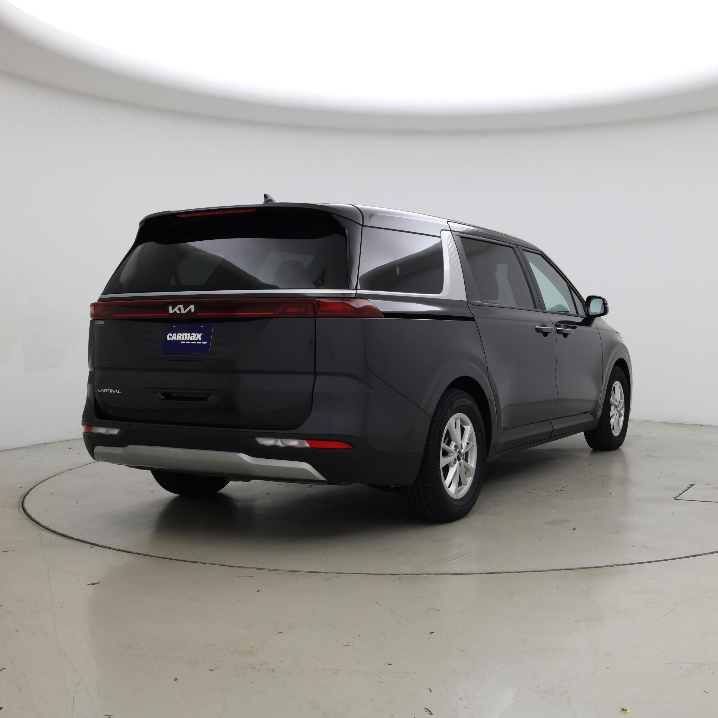 Thumbnail: 2024 Kia Carnival - 8