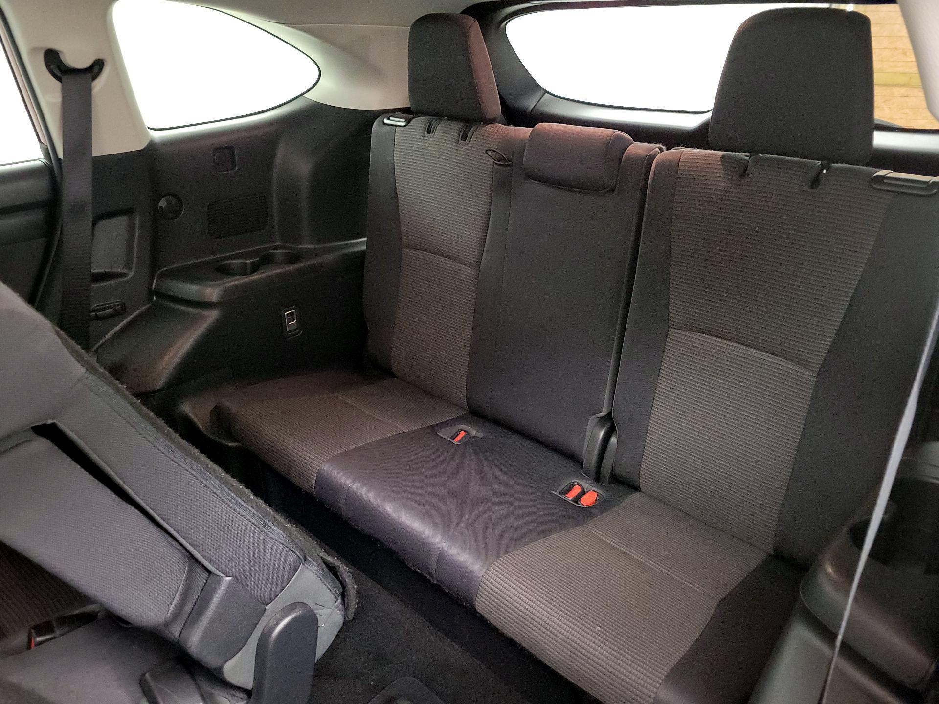 Thumbnail: 2022 Toyota Highlander - 20