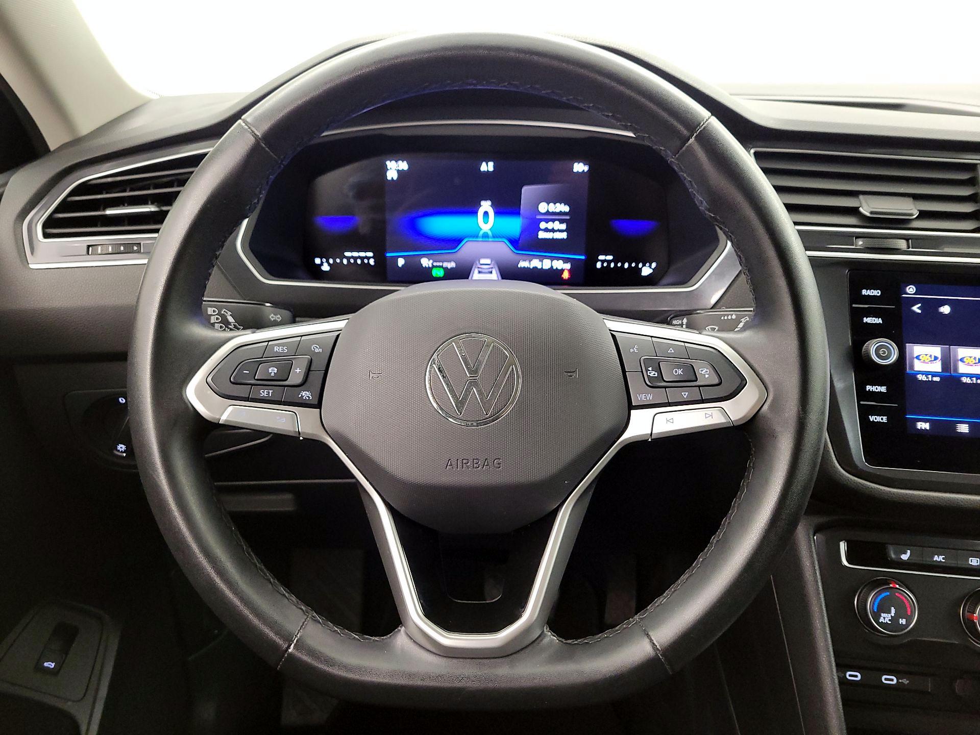 Thumbnail: 2024 Volkswagen Tiguan - 10