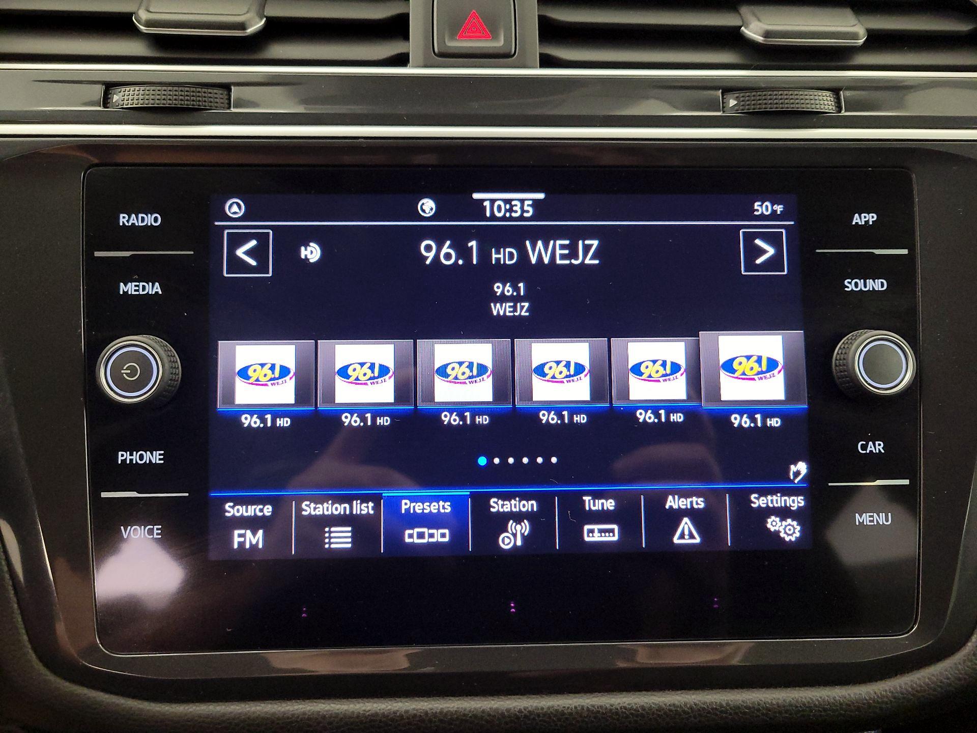 Thumbnail: 2024 Volkswagen Tiguan - 15