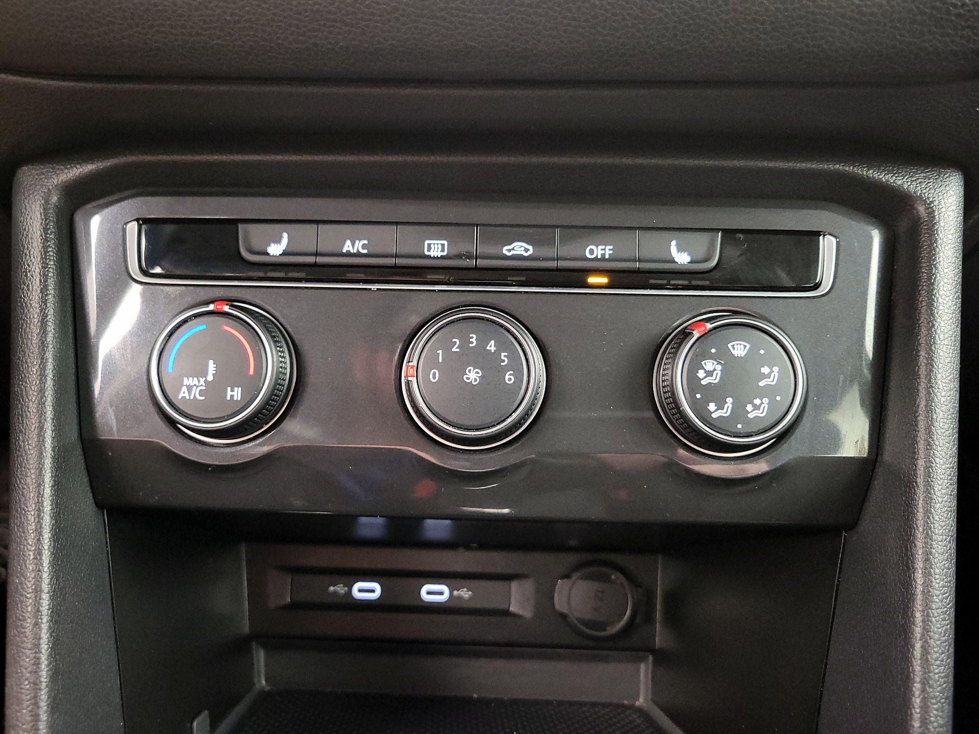 Thumbnail: 2024 Volkswagen Tiguan - 16