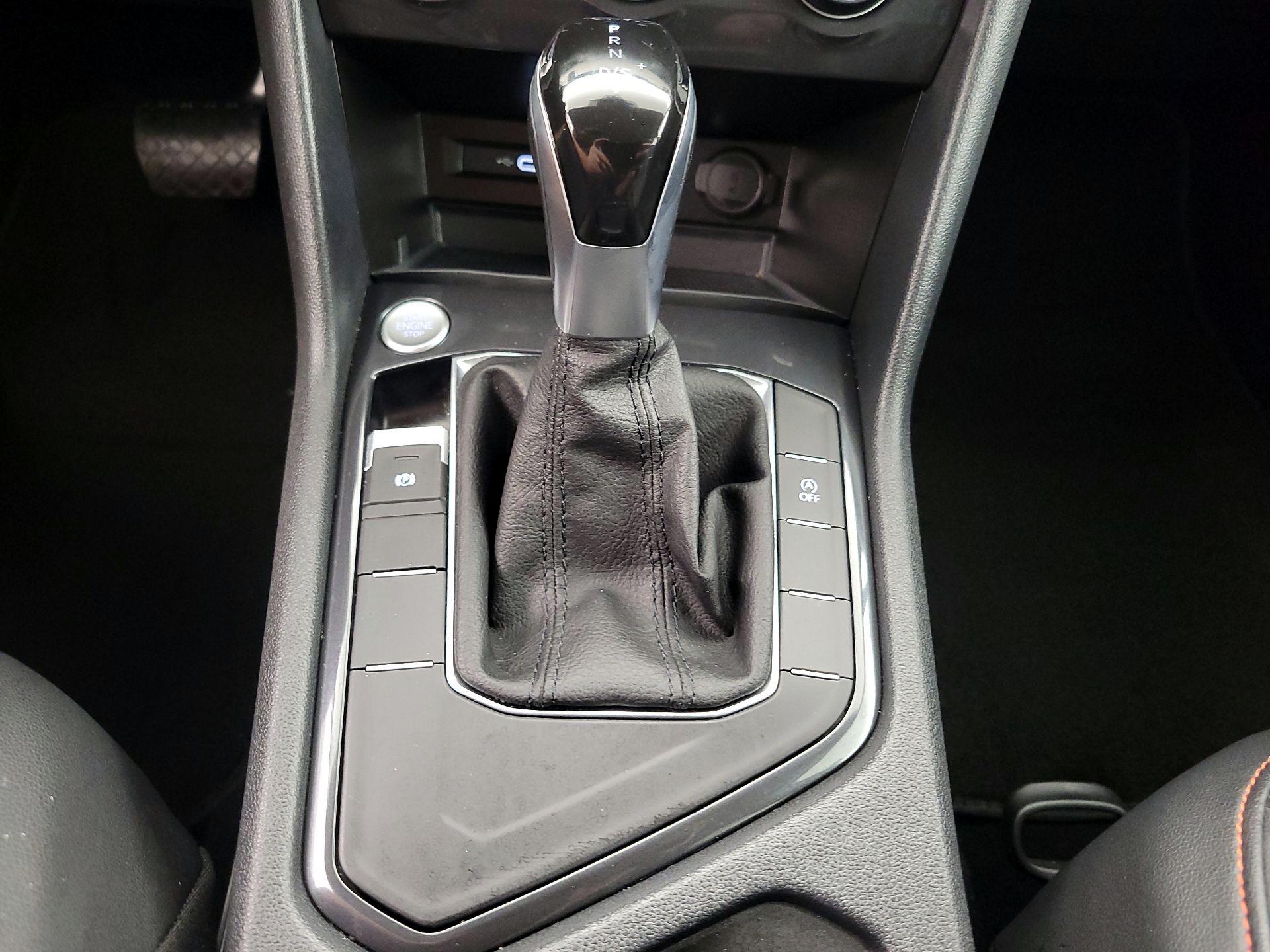 Thumbnail: 2024 Volkswagen Tiguan - 17