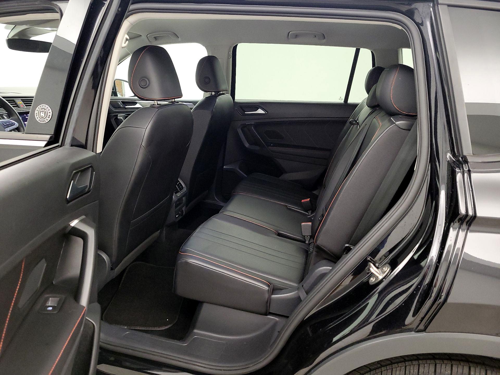 Thumbnail: 2024 Volkswagen Tiguan - 19