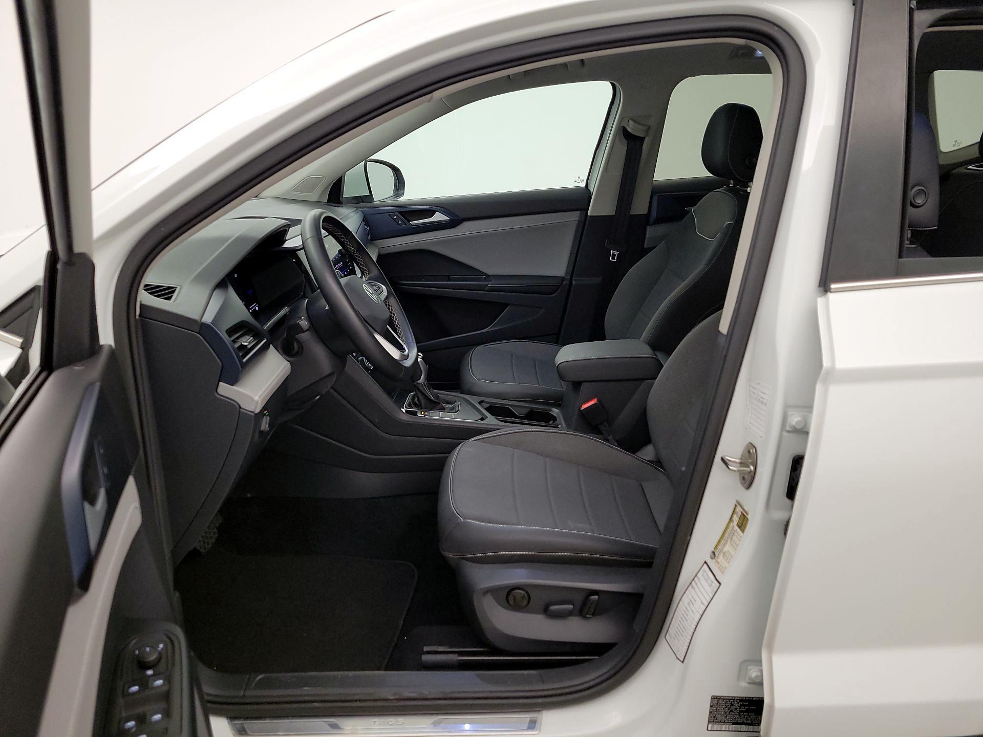 Thumbnail: 2024 Volkswagen Taos - 11