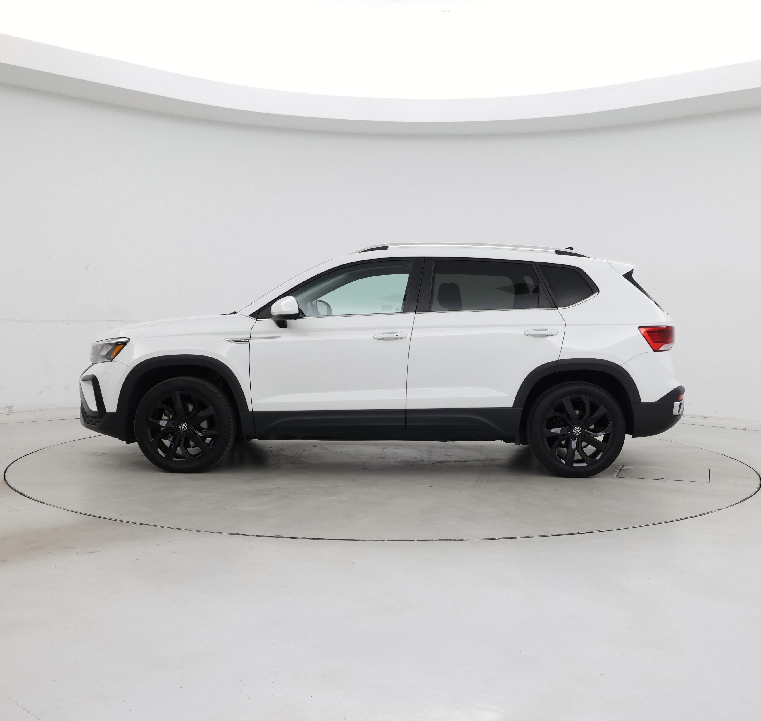 Thumbnail: 2024 Volkswagen Taos - 3