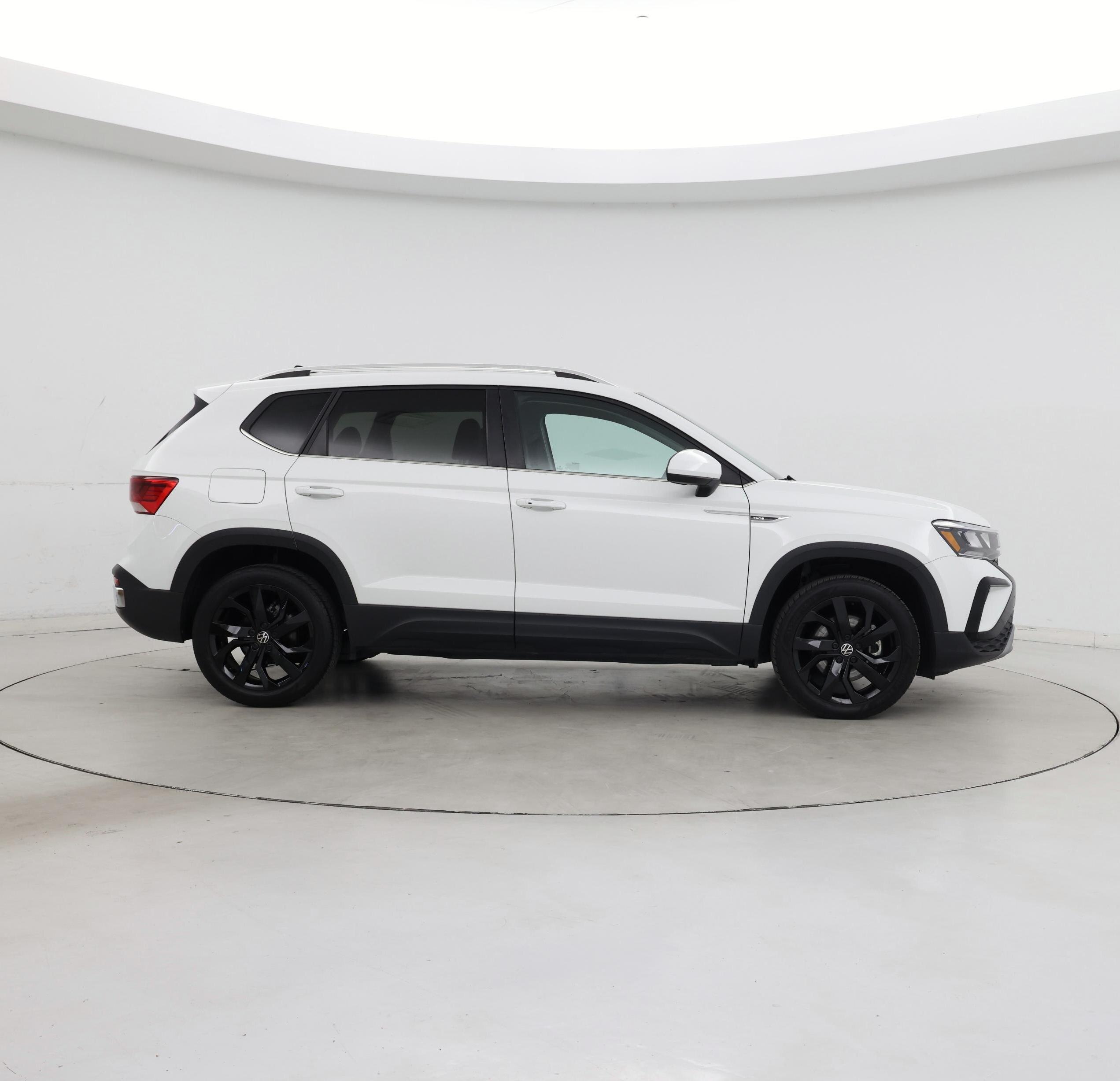 Thumbnail: 2024 Volkswagen Taos - 7