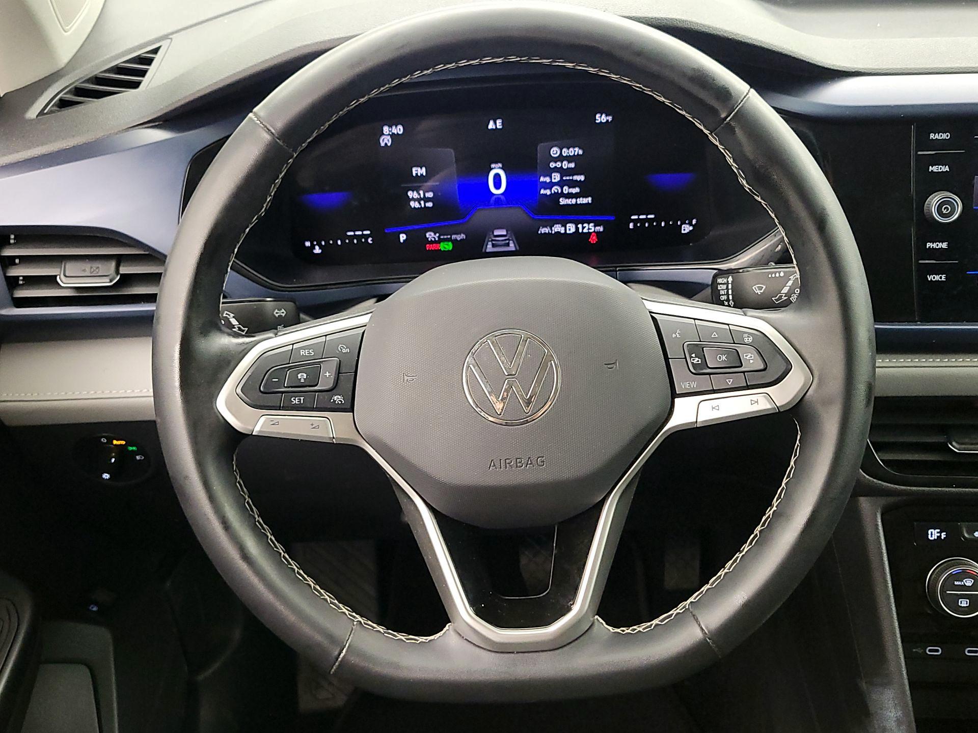 Thumbnail: 2024 Volkswagen Taos - 10