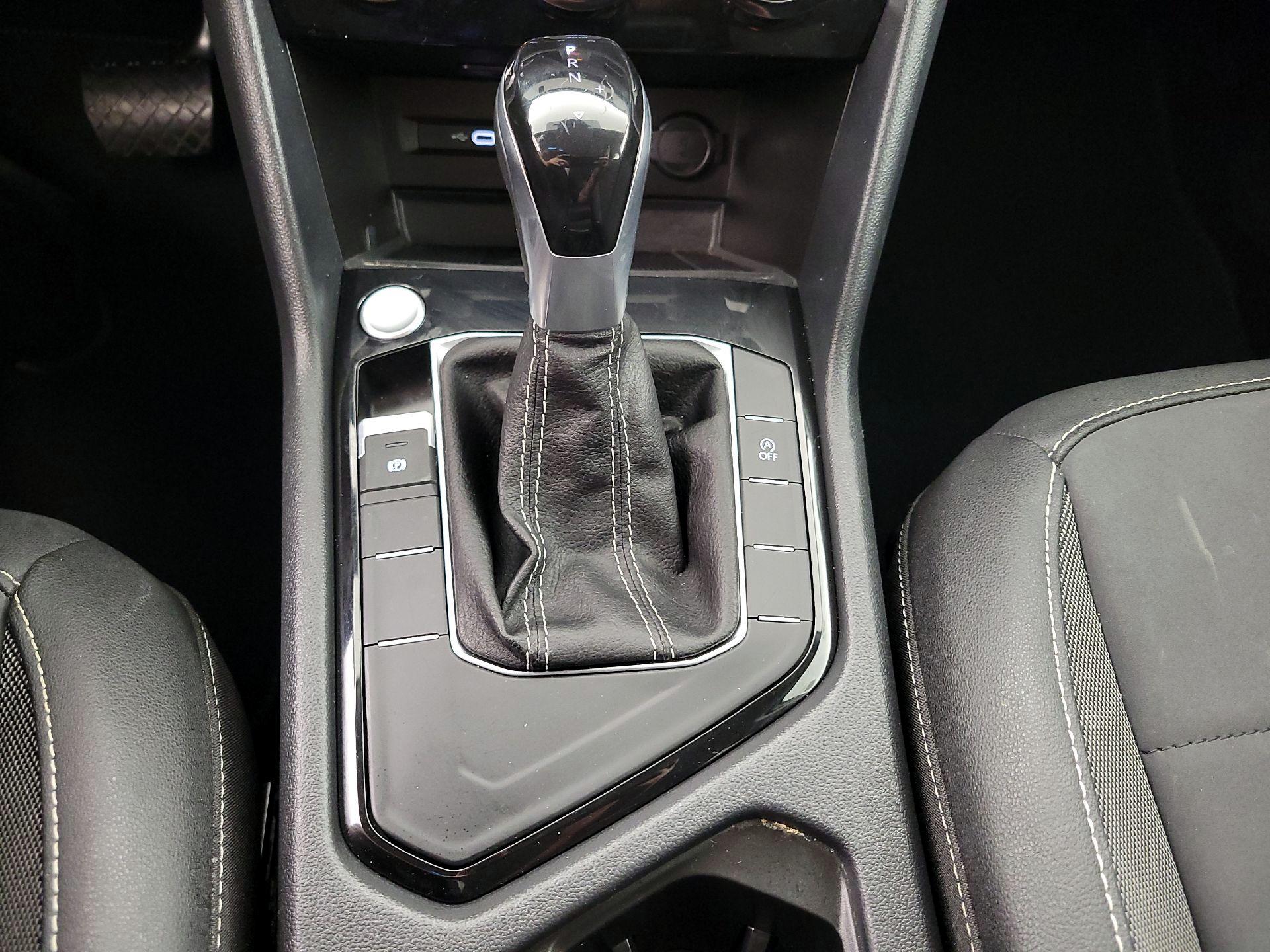 Thumbnail: 2024 Volkswagen Taos - 17