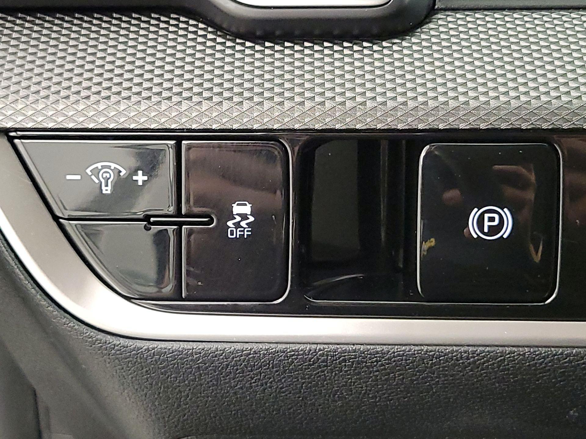 Thumbnail: 2024 Kia Sportage - 13