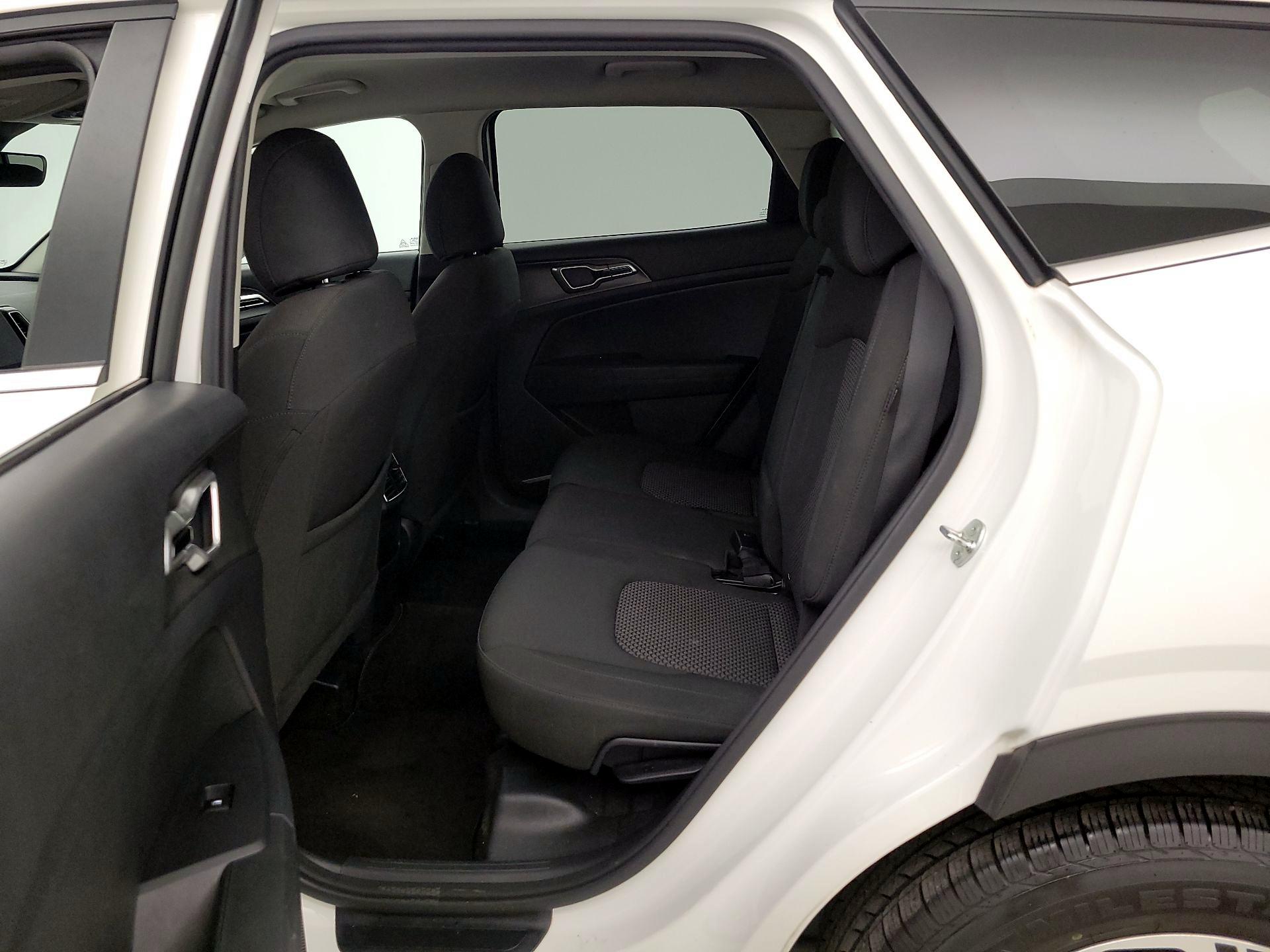 Thumbnail: 2024 Kia Sportage - 19