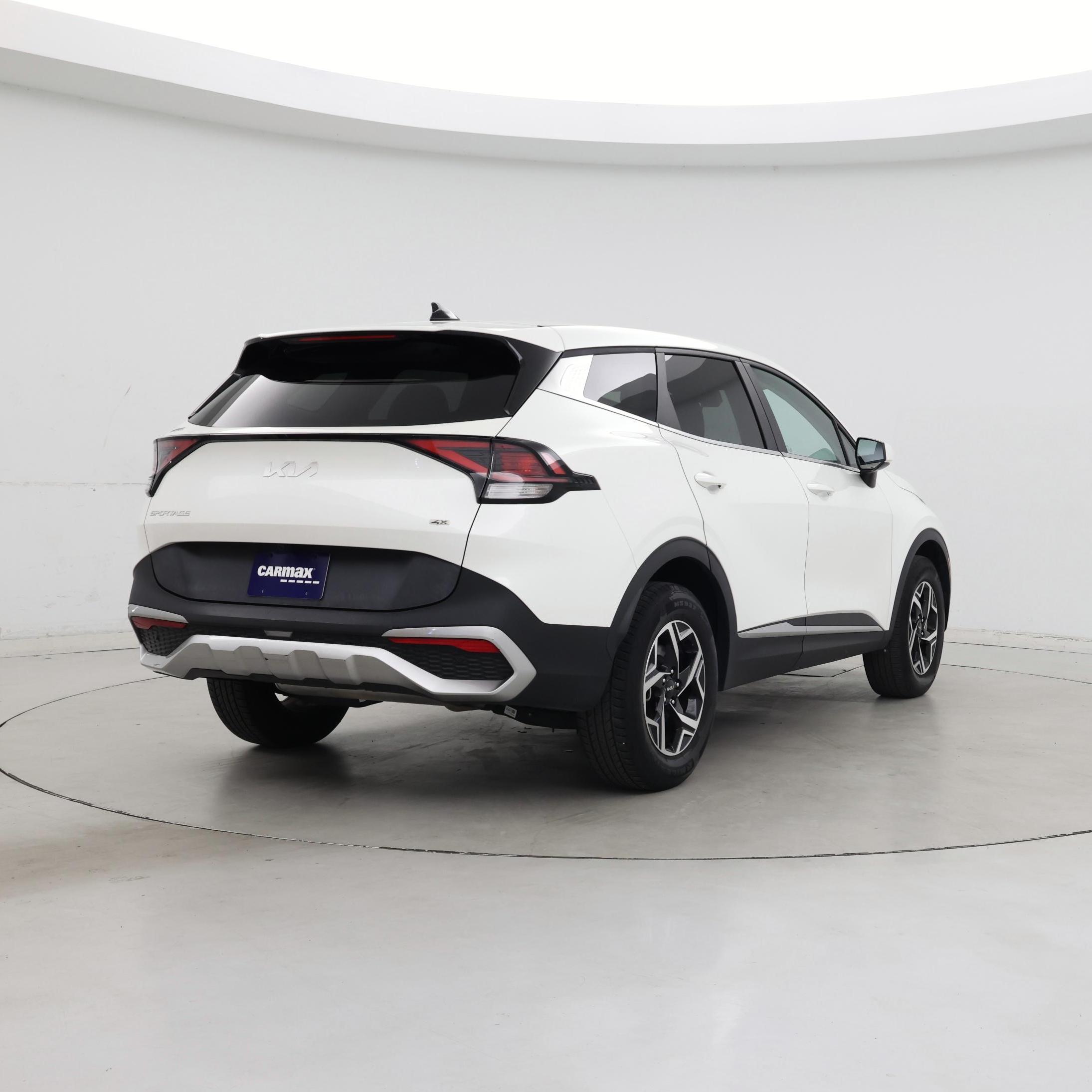 Thumbnail: 2024 Kia Sportage - 8