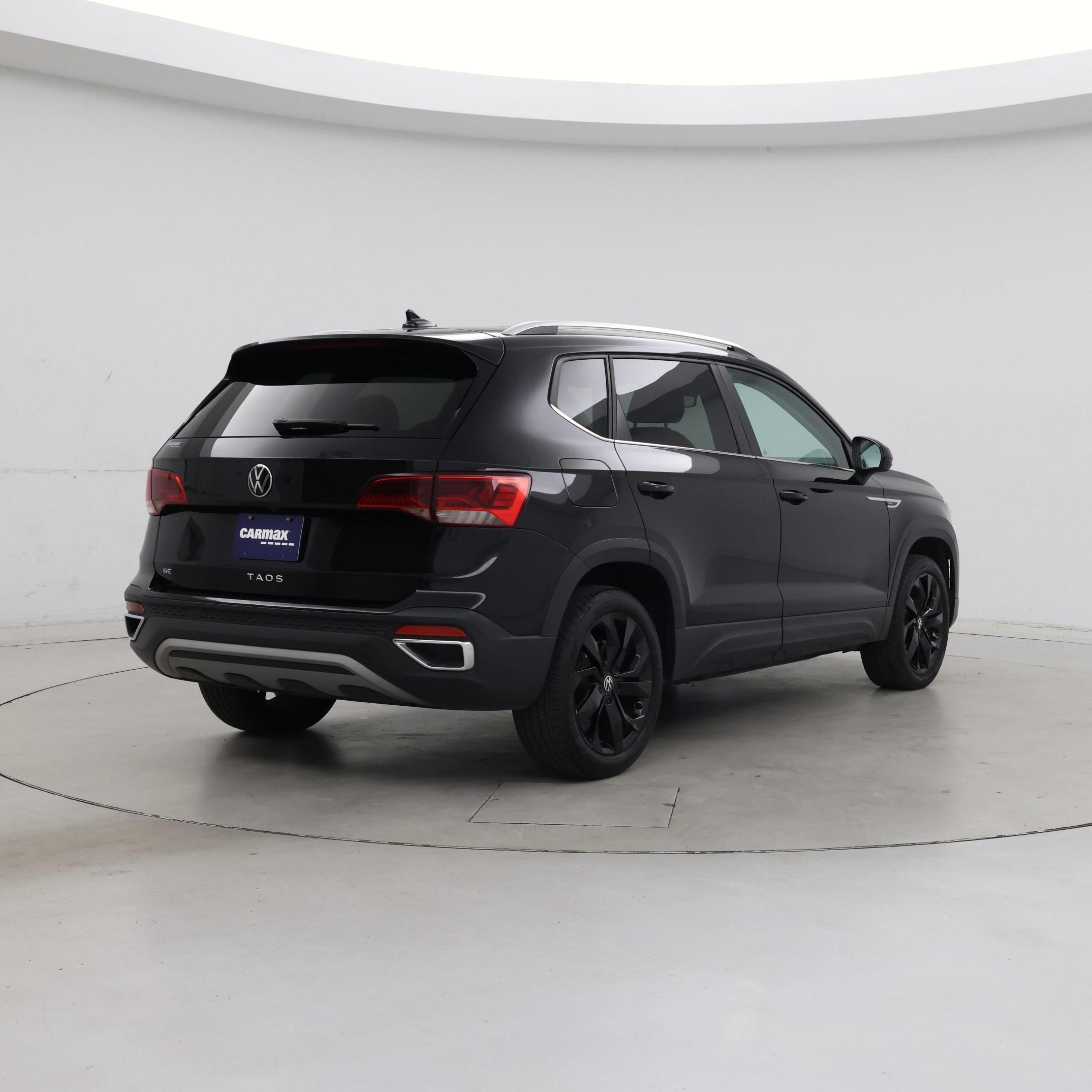 Thumbnail: 2024 Volkswagen Taos - 8