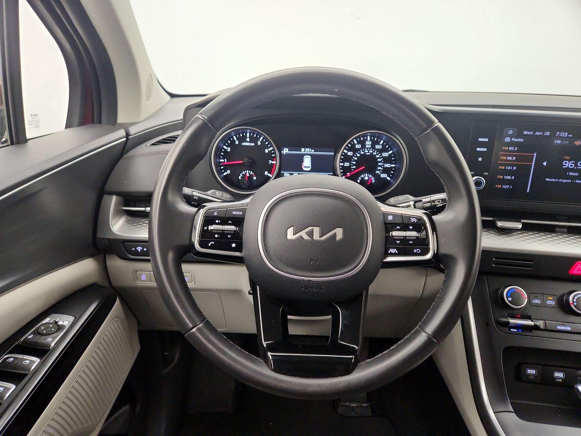 Thumbnail: 2024 Kia Carnival - 10