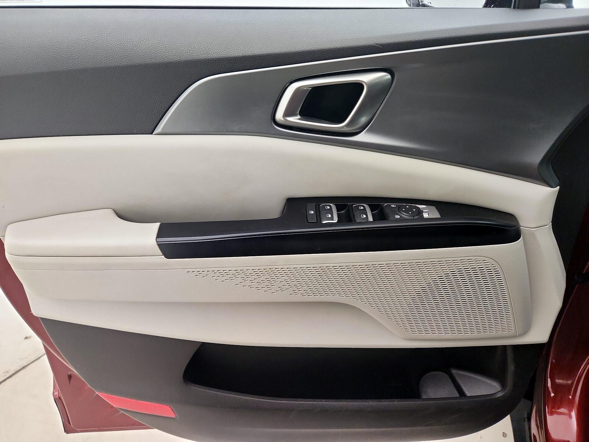 Thumbnail: 2024 Kia Carnival - 12