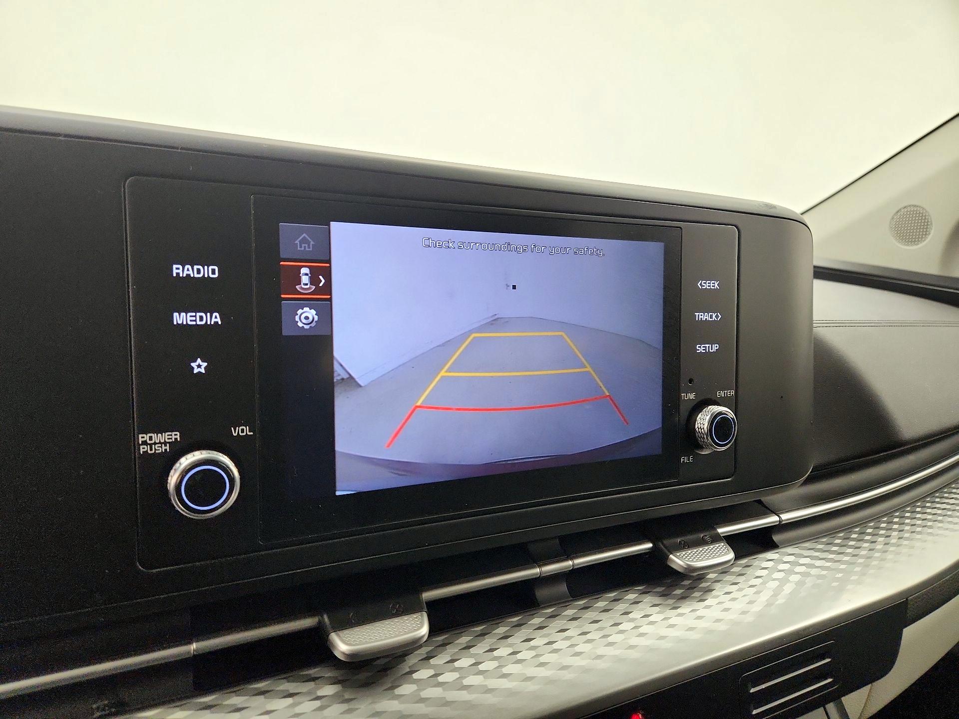 Thumbnail: 2024 Kia Carnival - 14