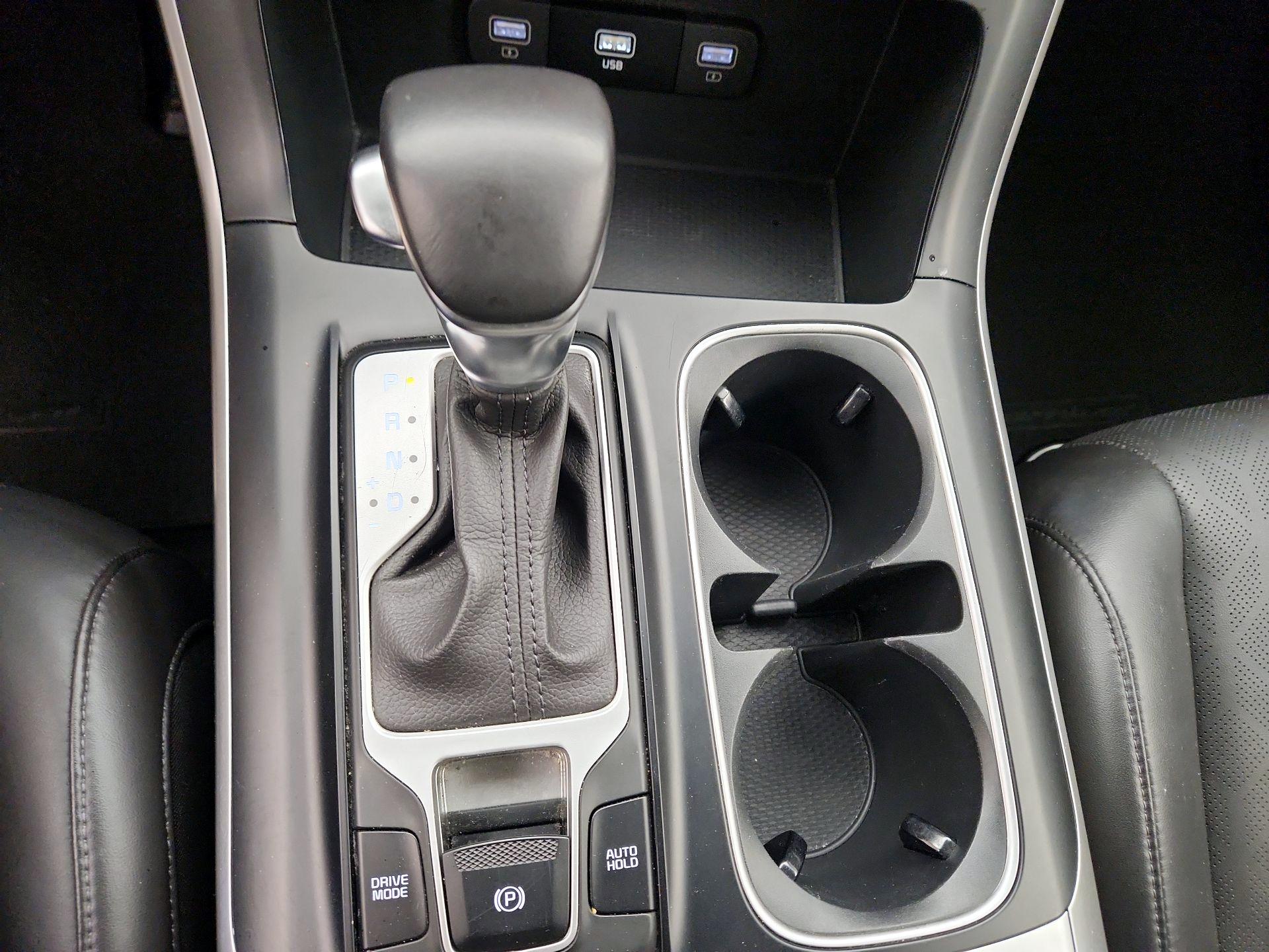 Thumbnail: 2024 Kia Carnival - 17