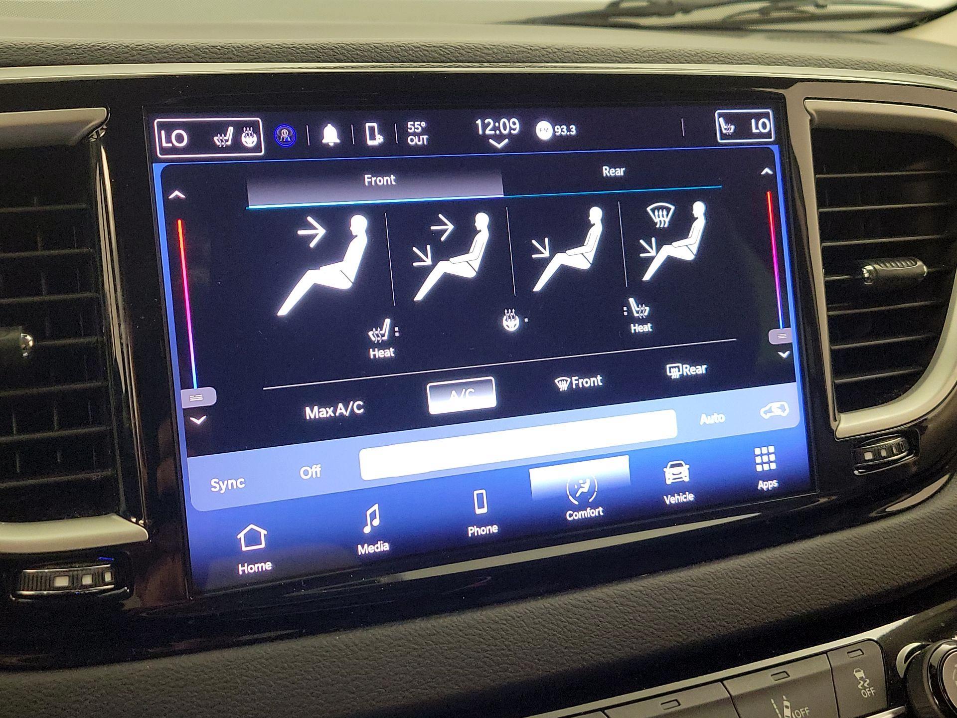 Thumbnail: 2023 Chrysler Pacifica - 16