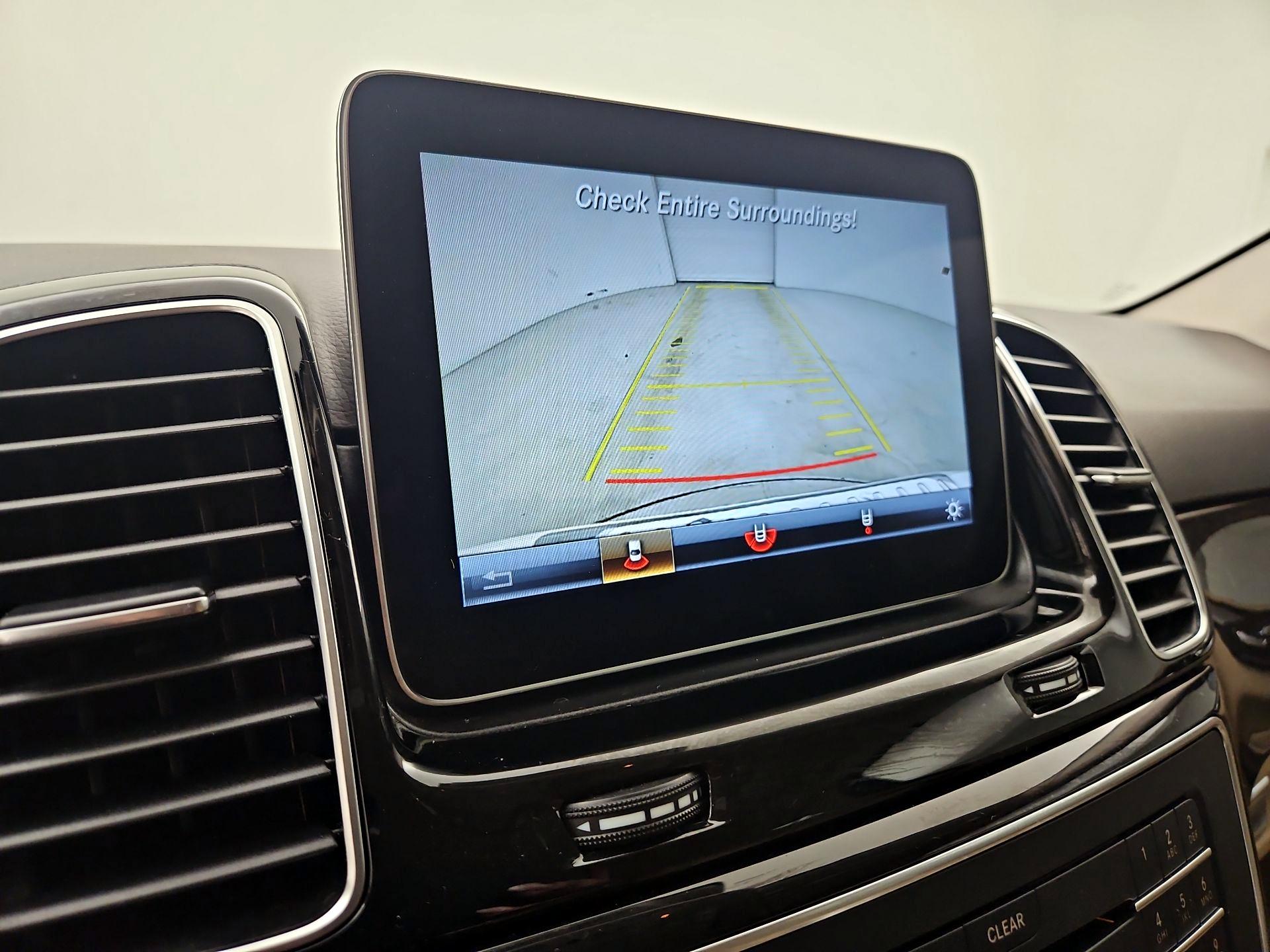 Thumbnail: 2018 Mercedes-Benz GLE - 15