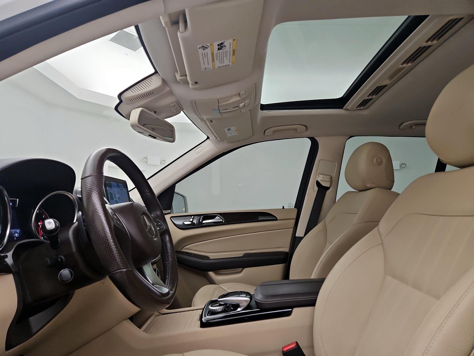 Thumbnail: 2018 Mercedes-Benz GLE - 20