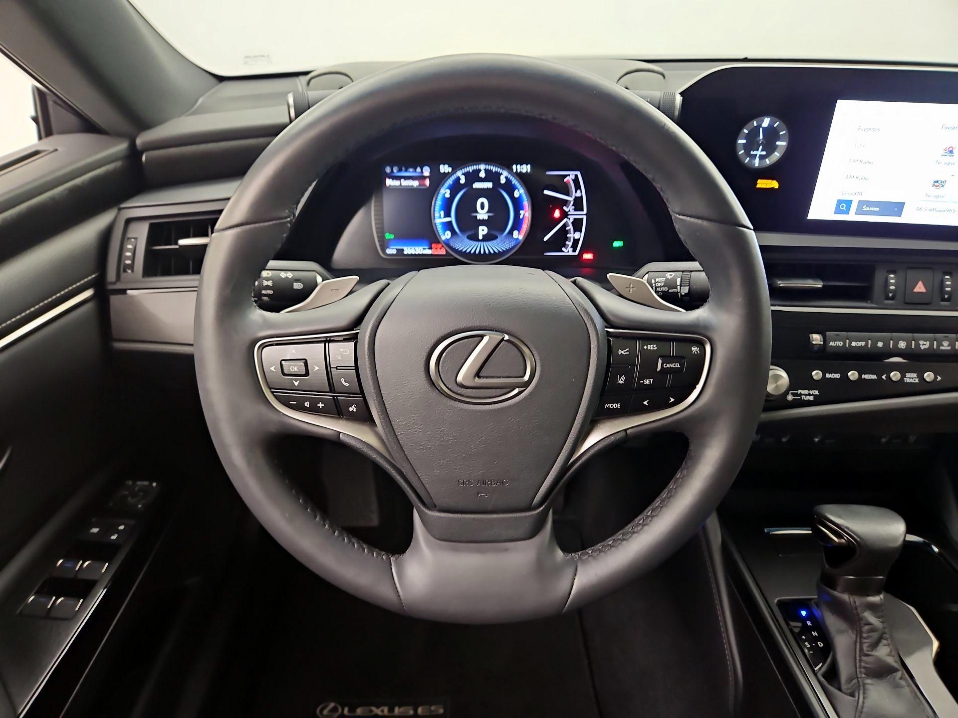 Thumbnail: 2023 Lexus ES - 10