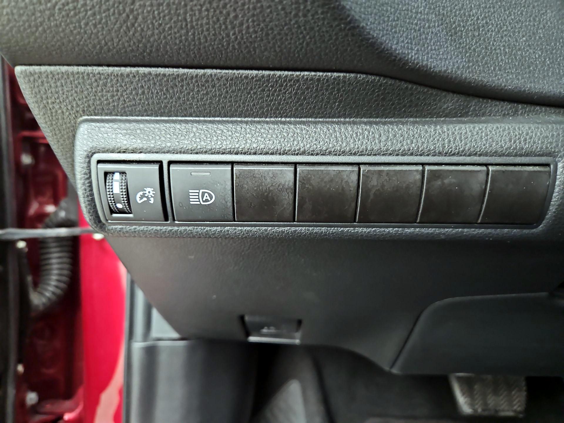 Thumbnail: 2023 Toyota Corolla - 13