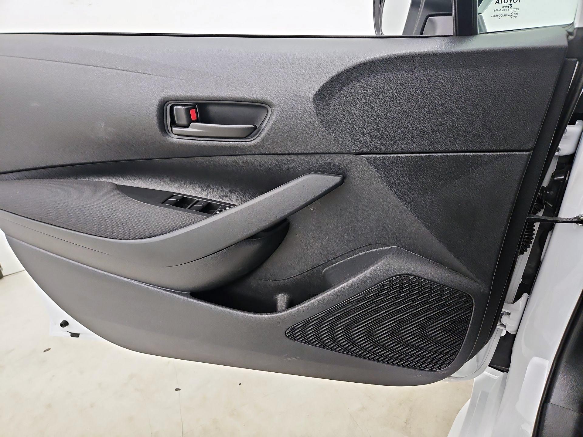 Thumbnail: 2025 Toyota Corolla - 12