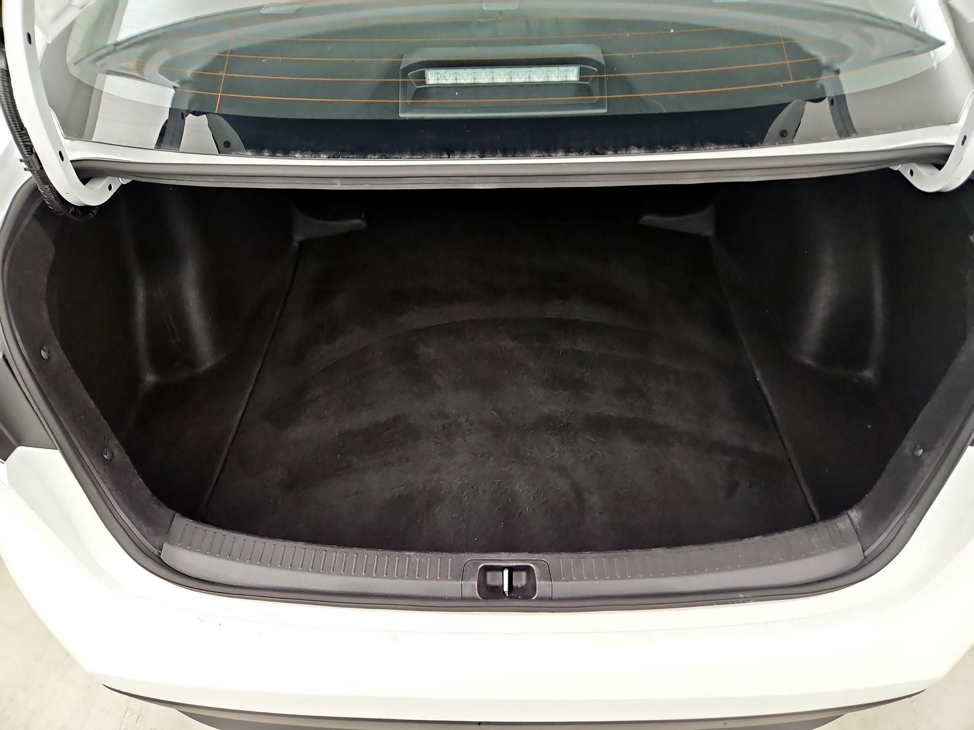 Thumbnail: 2025 Toyota Corolla - 20