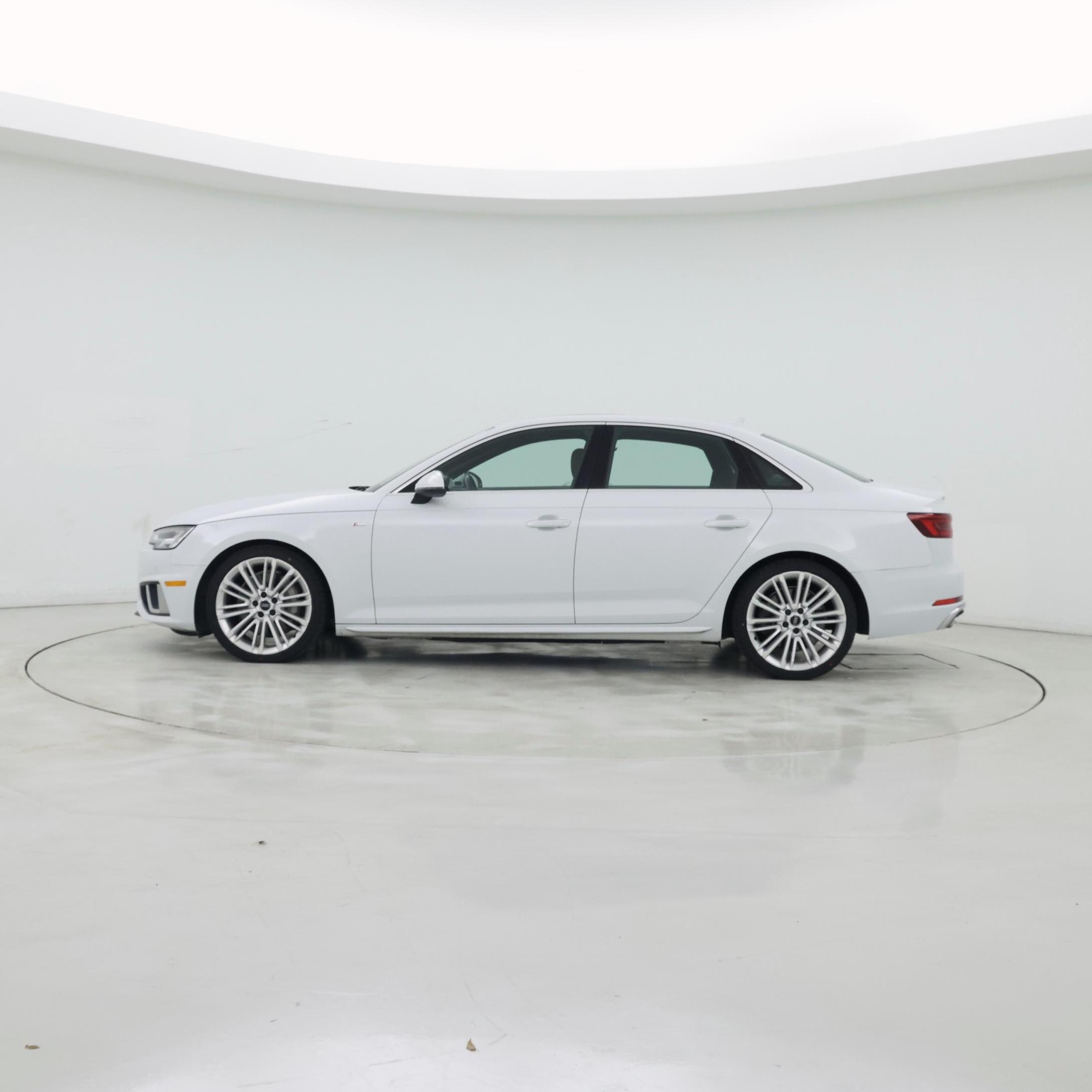 Thumbnail: 2019 Audi A4 - 3