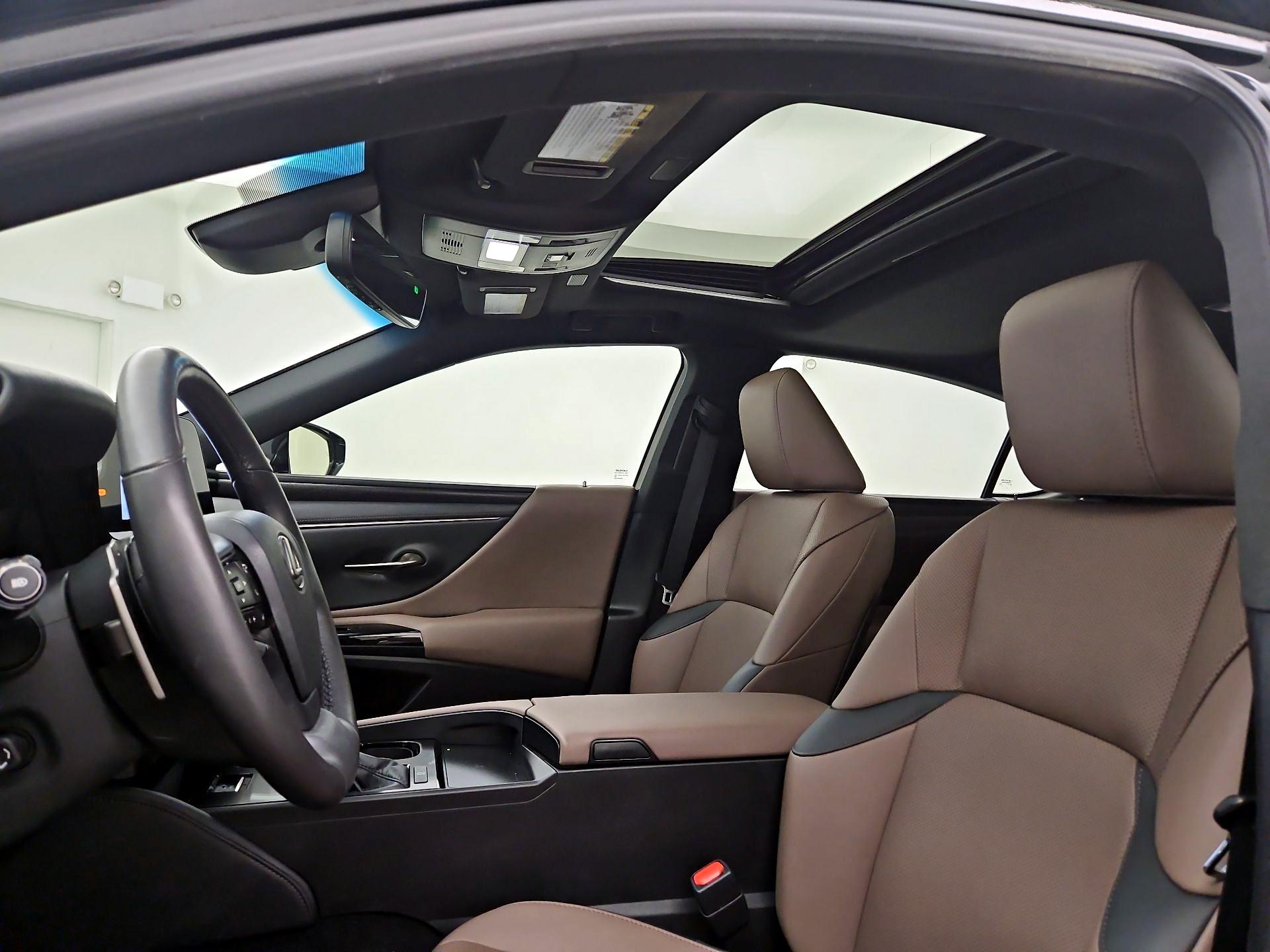 Thumbnail: 2023 Lexus ES - 18