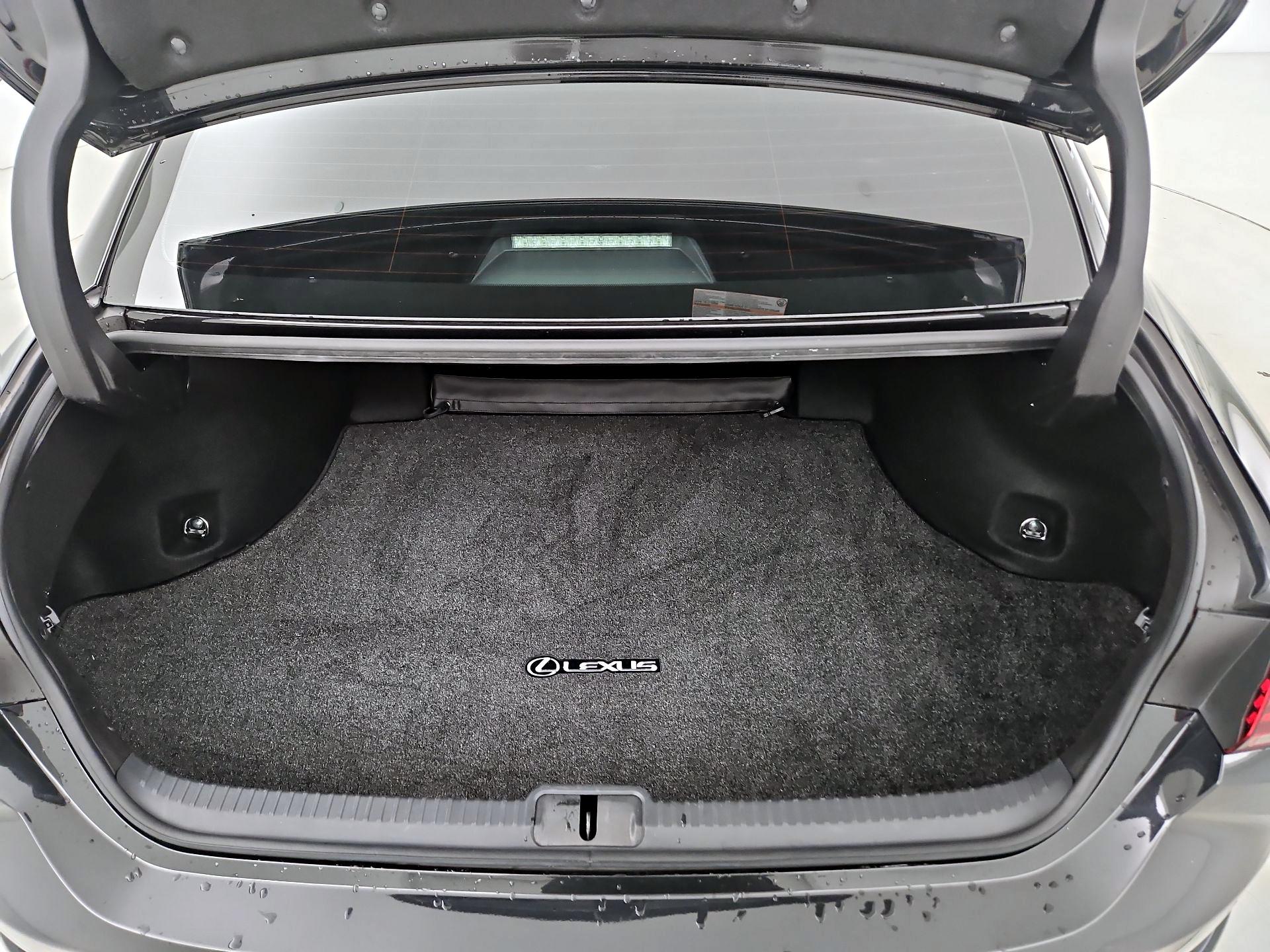 Thumbnail: 2023 Lexus ES - 20