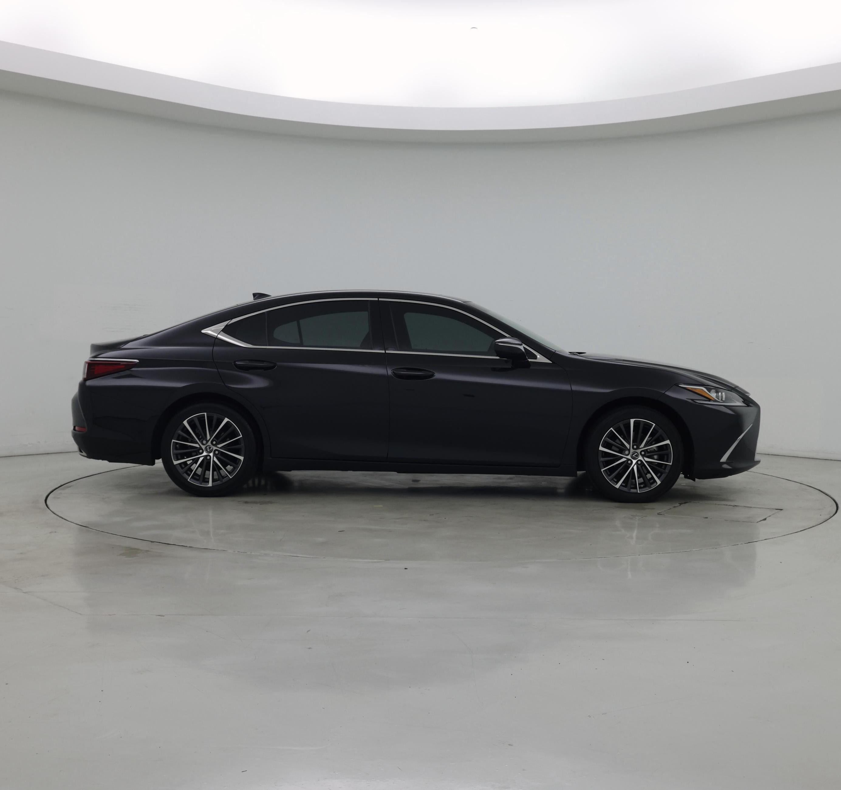 Thumbnail: 2023 Lexus ES - 7