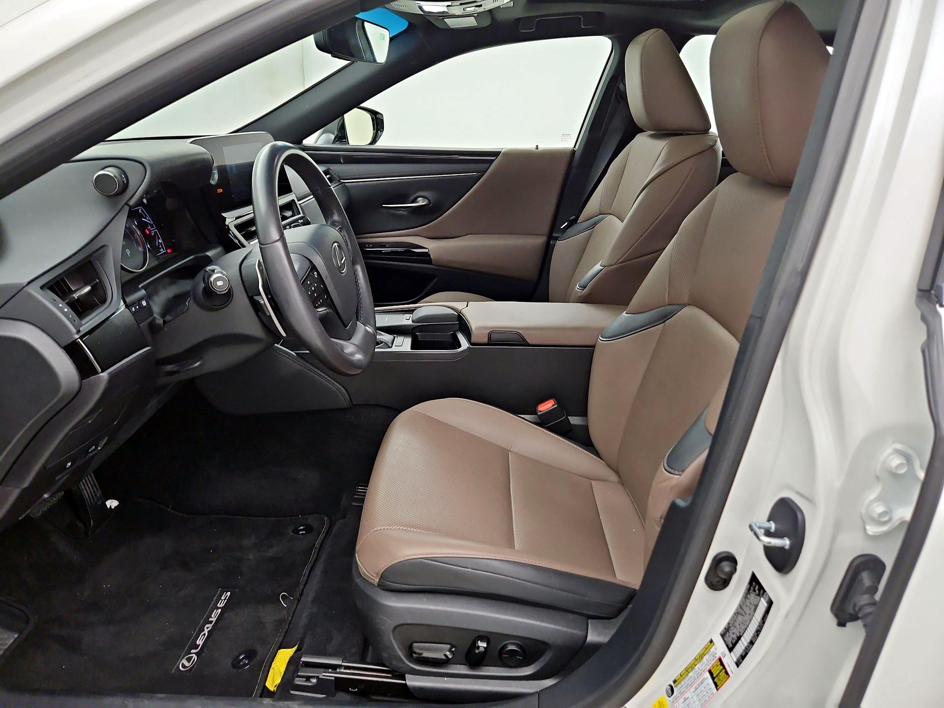 Thumbnail: 2022 Lexus ES - 11